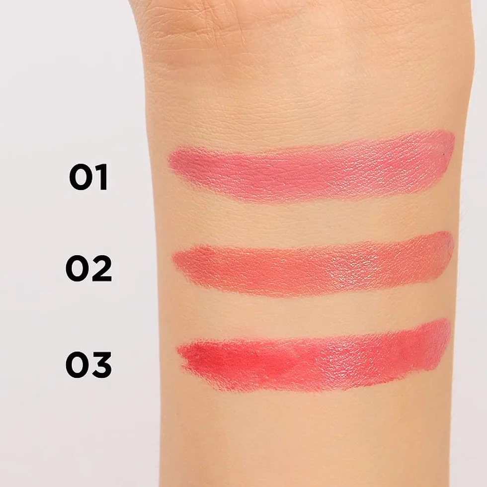 Eveline Cosmetics Nawilżająca pomadka nr 01 - seria Flower Garden | wegańska, pielęgnująca z kwasem hialuronowym i ekstraktem z piwonii