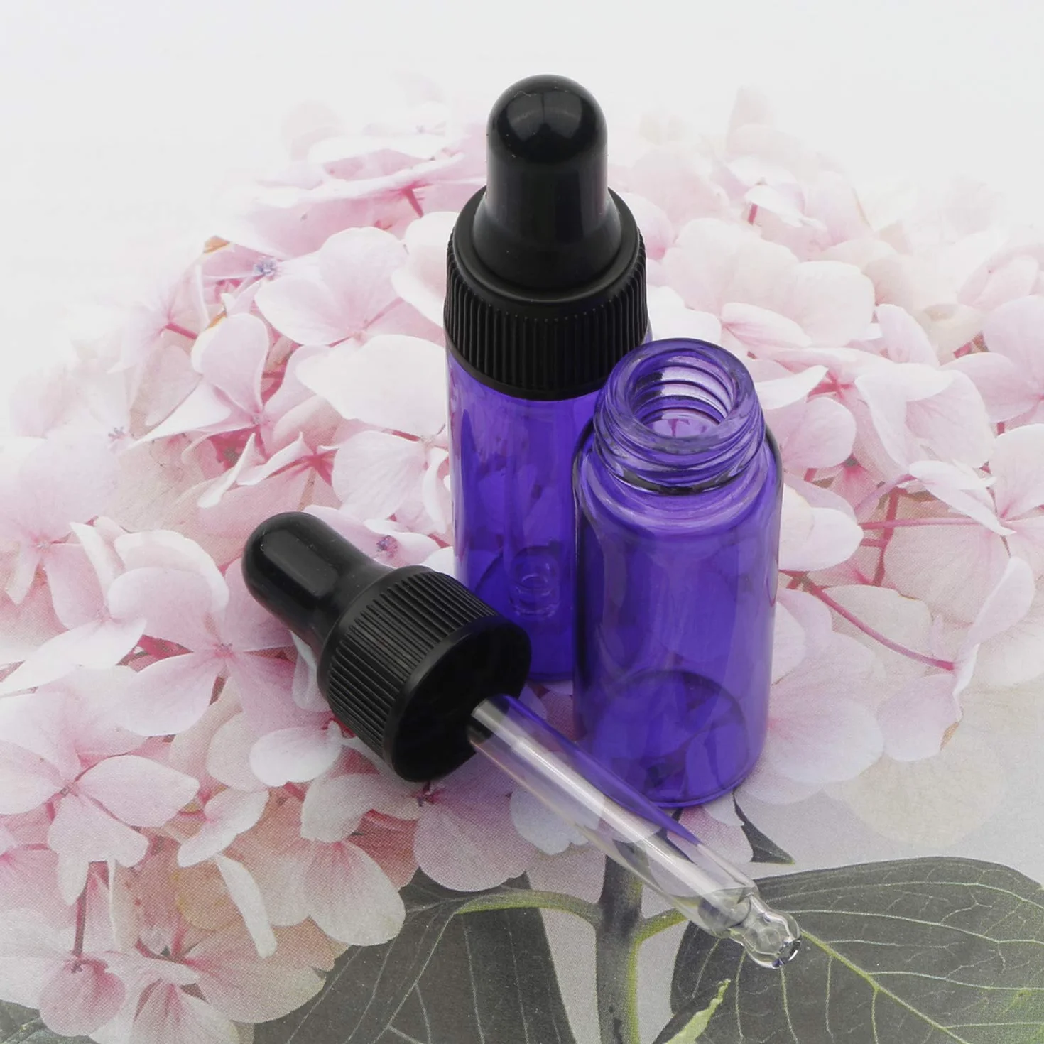 Fioletowe butelki zakraplacza 5 ml 1/6 uncji szklane zwężane zestaw 20 szt. do olejków eterycznych