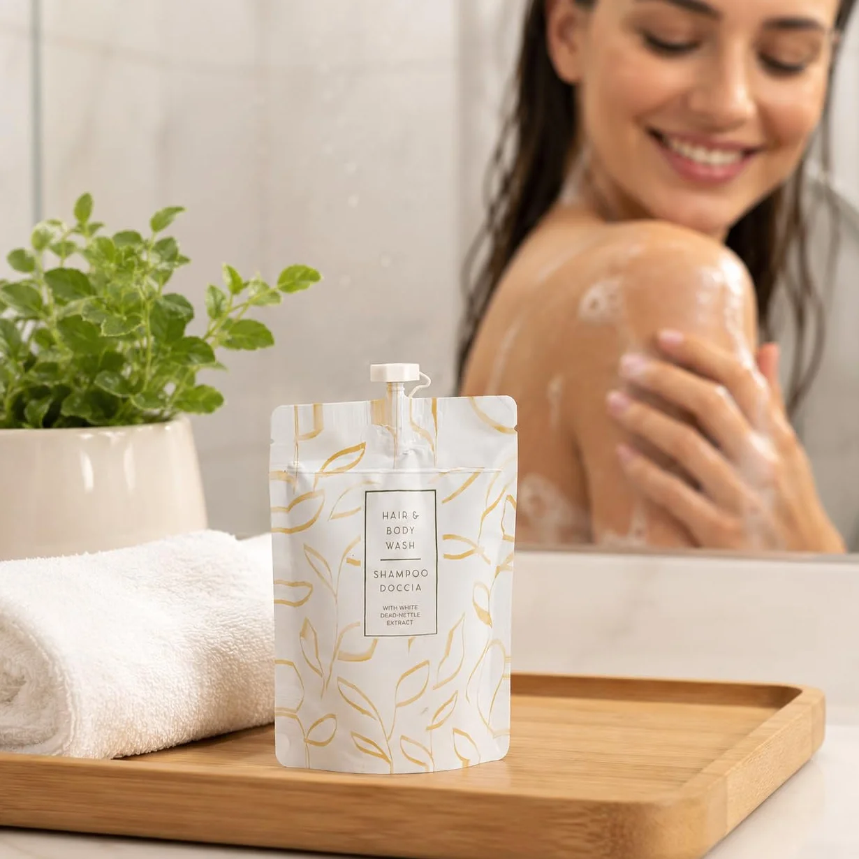MAQA 200 szt. Doypack 30 ml szampon pod prysznic z ekstraktem z białej pokrzywy
