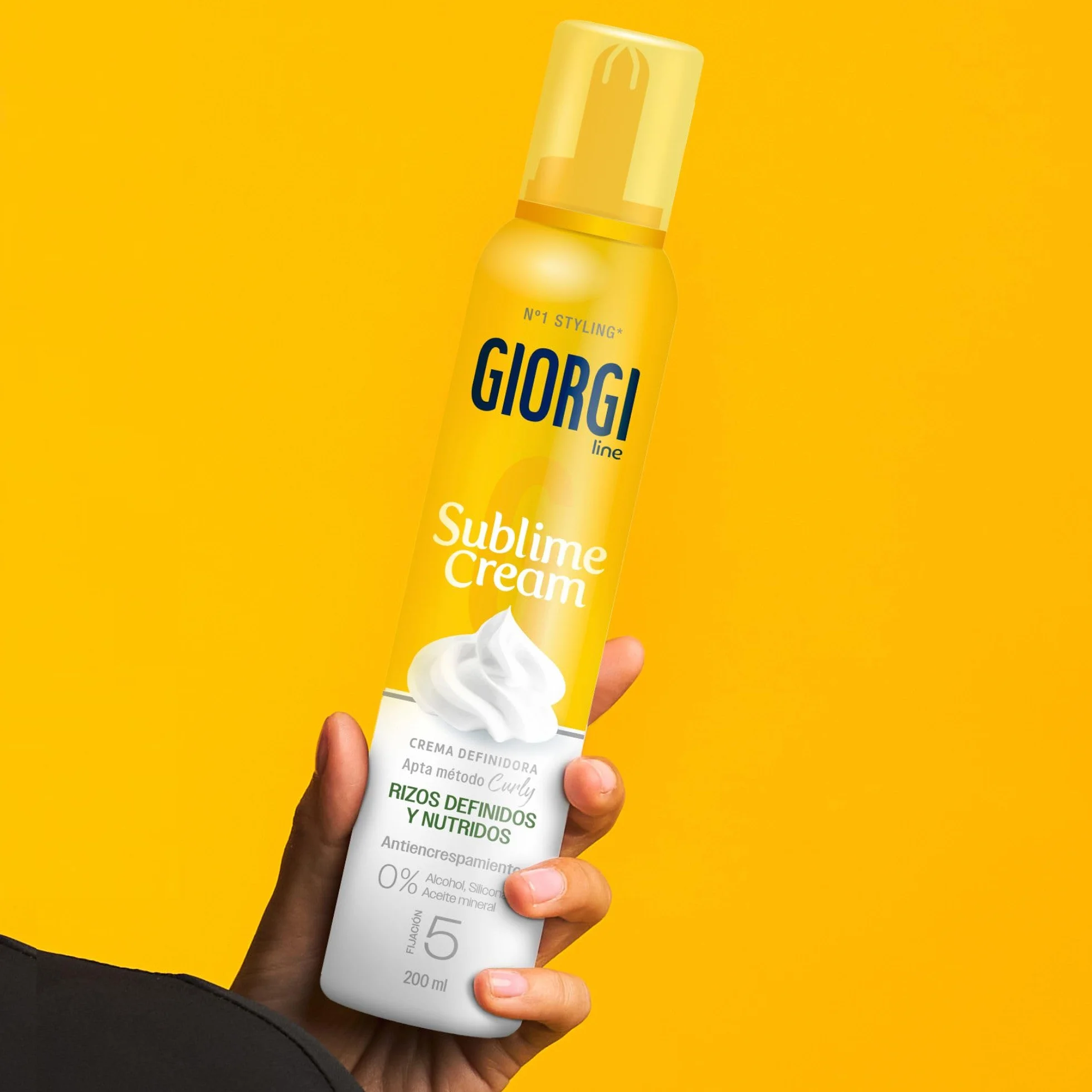 Giorgi Line Sublime Cream, pianka kremowa na zdefiniowane loki, nawilżona i elastyczna bez uciskania, bez tłuszczu, skoncentrowana formuła 0% alkohol 0% silikon, utrwalanie 5-200 ml