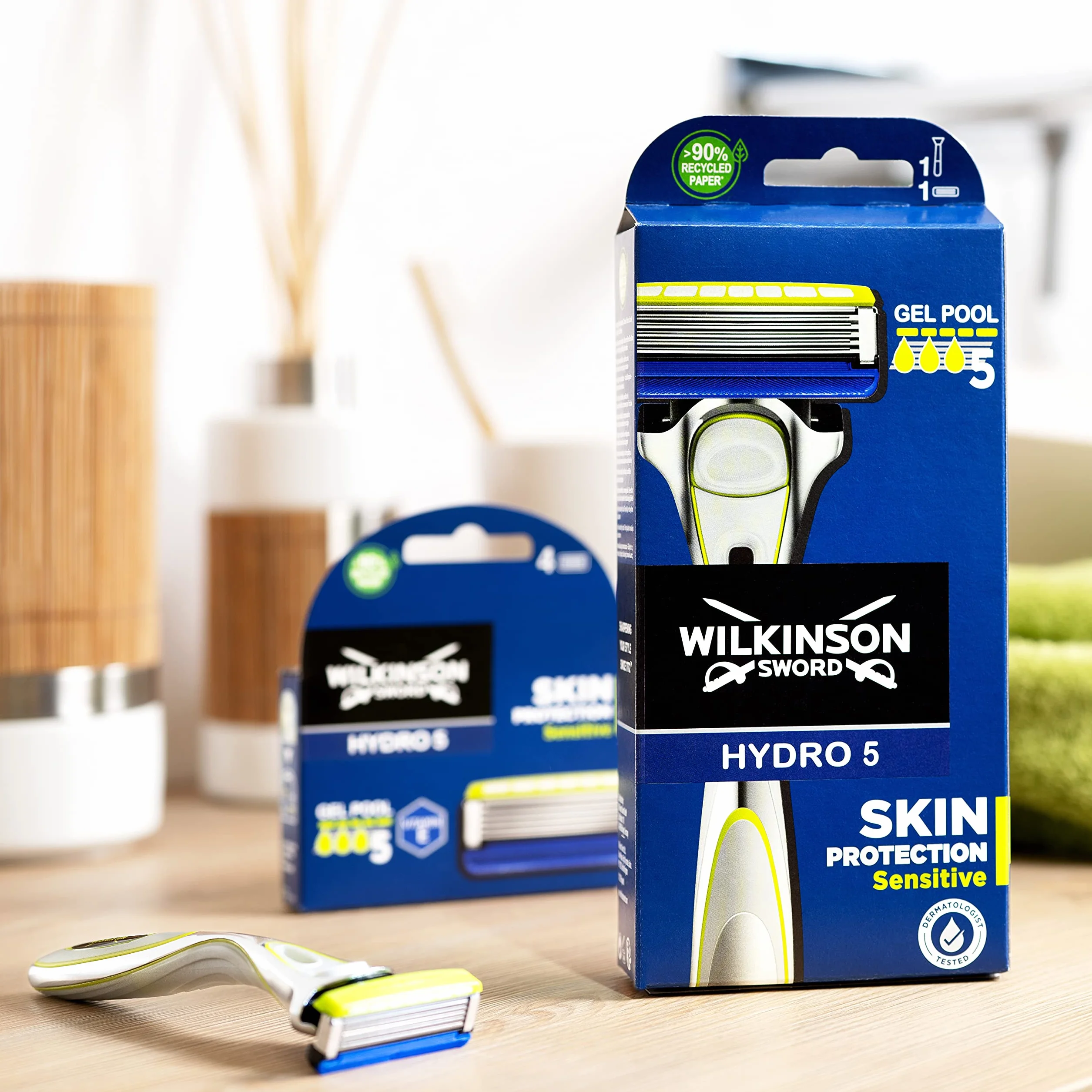 Wilkinson Sword Hydro 5 - Sensitive Brzytwa dla mężczyzn - Ostrza - Aloe Vera zmniejszają podrażnienia, żel nawilżający i precyzyjne ostrze, zestaw 4 wkładów żyletki