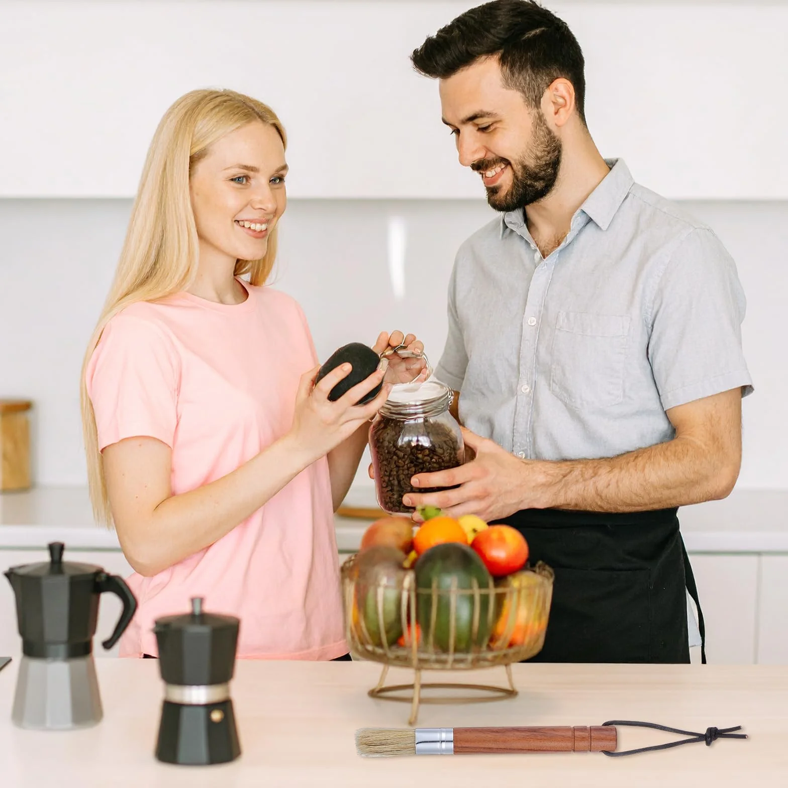 Andibro Szczotka do czyszczenia młynka do kawy z naturalnym włosiem, drewnianym uchwytem, do ekspresu espresso, narzędzie baristy, akcesoria kuchenne domu, z pętlą