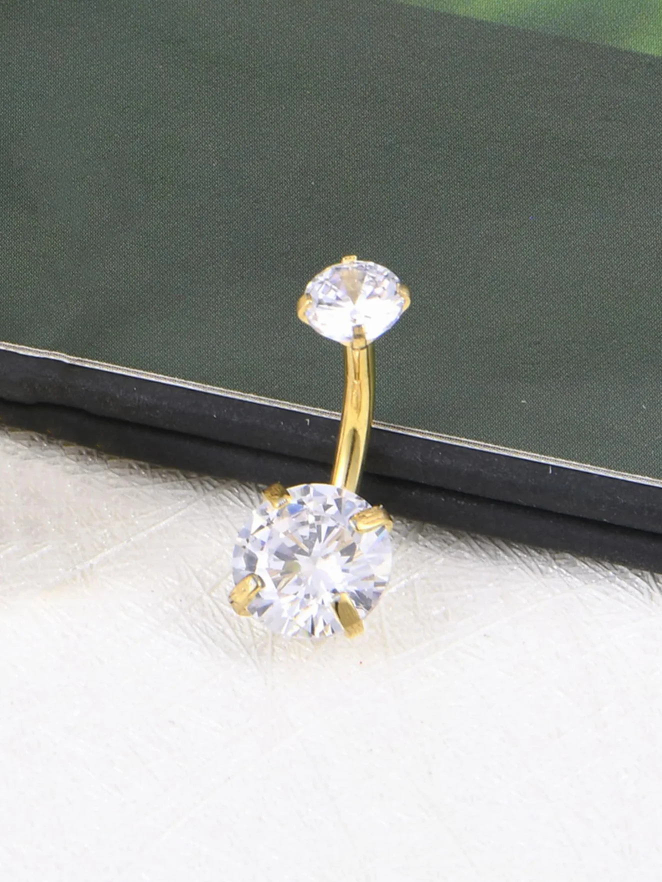 MODRSA 14G Zestaw do przekłuwania pępka z igłami do przekłuwania ciała Profesjonalne narzędzia do piercingu ciała do pępka Biały Diament CZ Banan Piercing