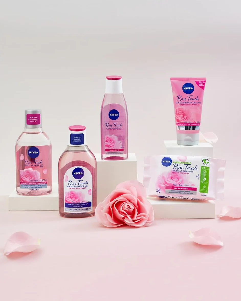 NIVEA Rose Touch Płyn micelarny z organiczną wodą różaną do cery wrażliwej 400 ml