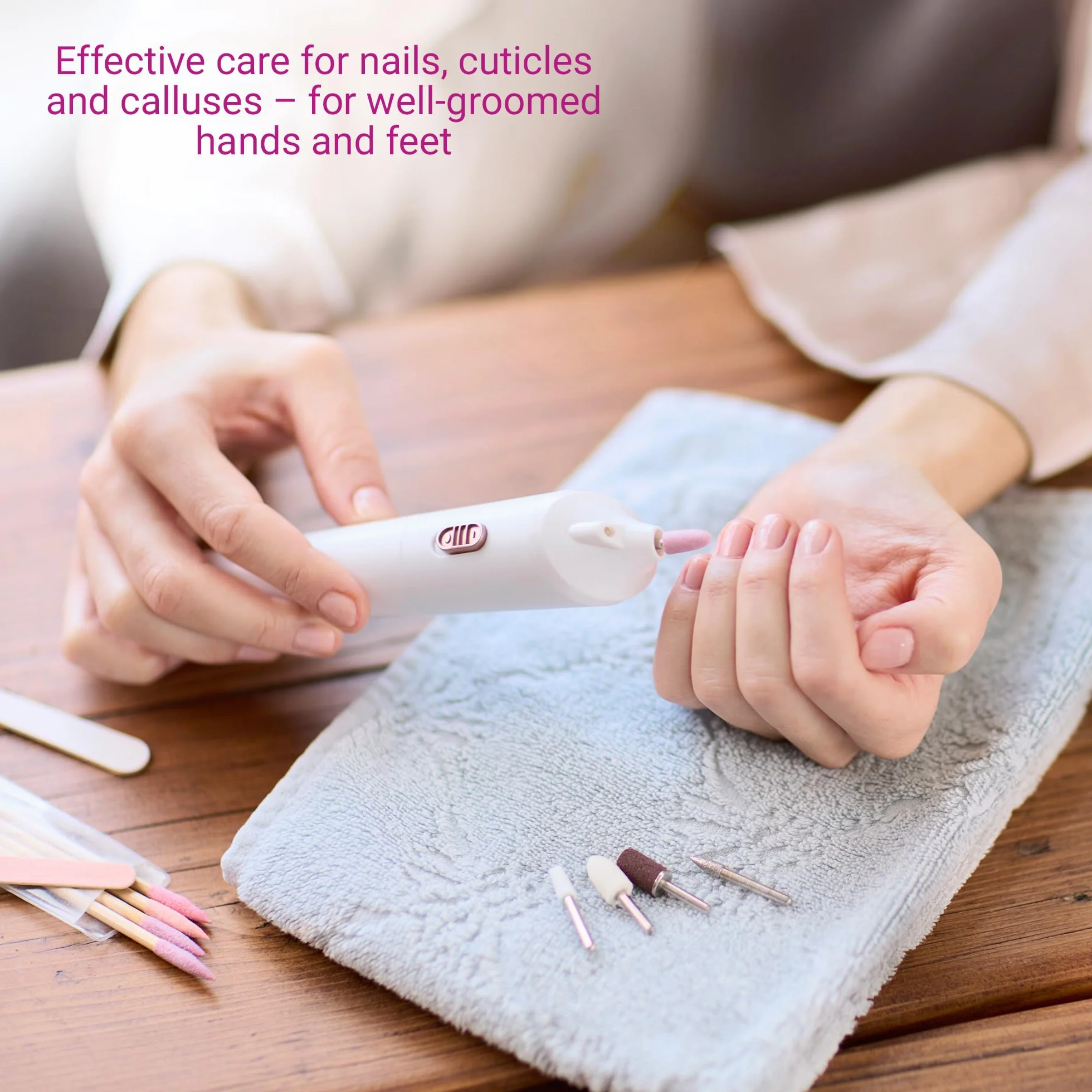 medisana MP 900 elektryczny zestaw do manicure i pedicure, pilnik do paznokci, obcinacz do paznokci i zmywacz do modzeli, zestaw do pielęgnacji dłoni i stóp oraz leczenia paznokci, skórek i modzeli
