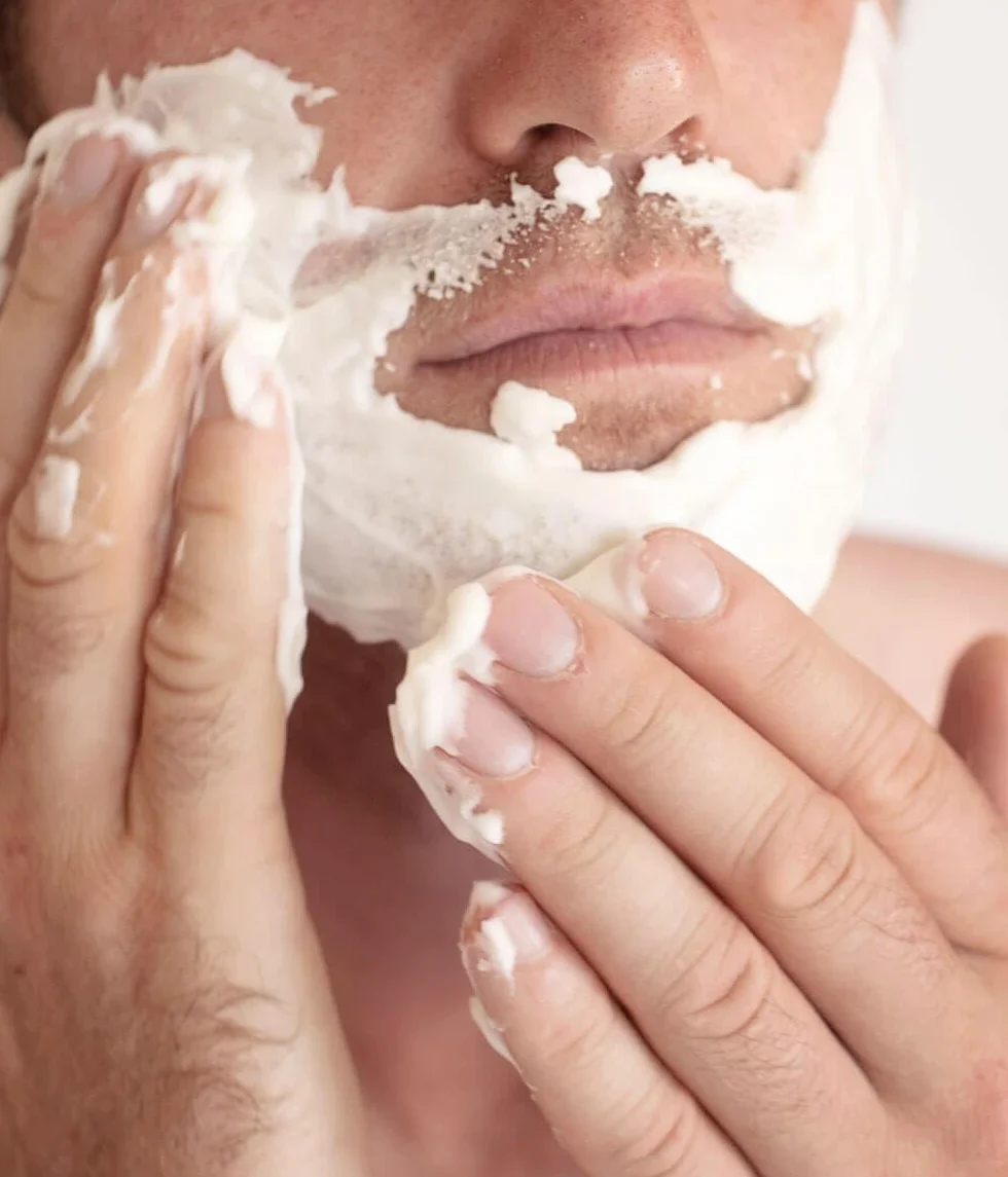 Fler Foamtastic - Mus do depilacji, żel do depilacji, ułatwia depilację za pomocą maszynki do golenia i nawilża skórę, wzbogacony ekstraktem z marchwi i masłem shea, bez zatorów, Amber, 200ml