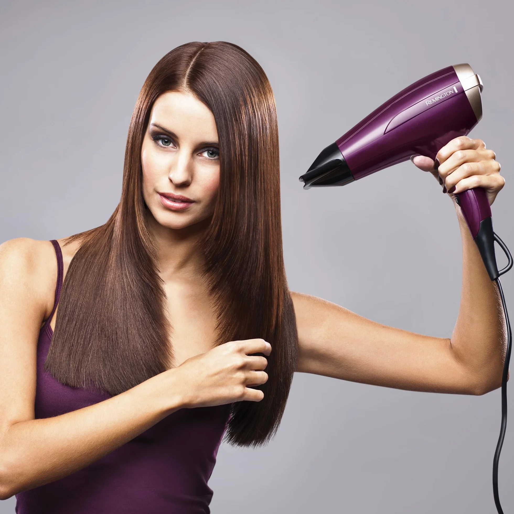 Remington Suszarka jonowa [lekka i większa objętość] Your Style (2300 W, zestaw zawierający dyszę do stylizacji, dyfuzor, wzmacniacz linii włosów dla większej objętości, 3 poziomy ogrzewania i 2 oddzielne wentylatory, poziom chłodzenia) D5219