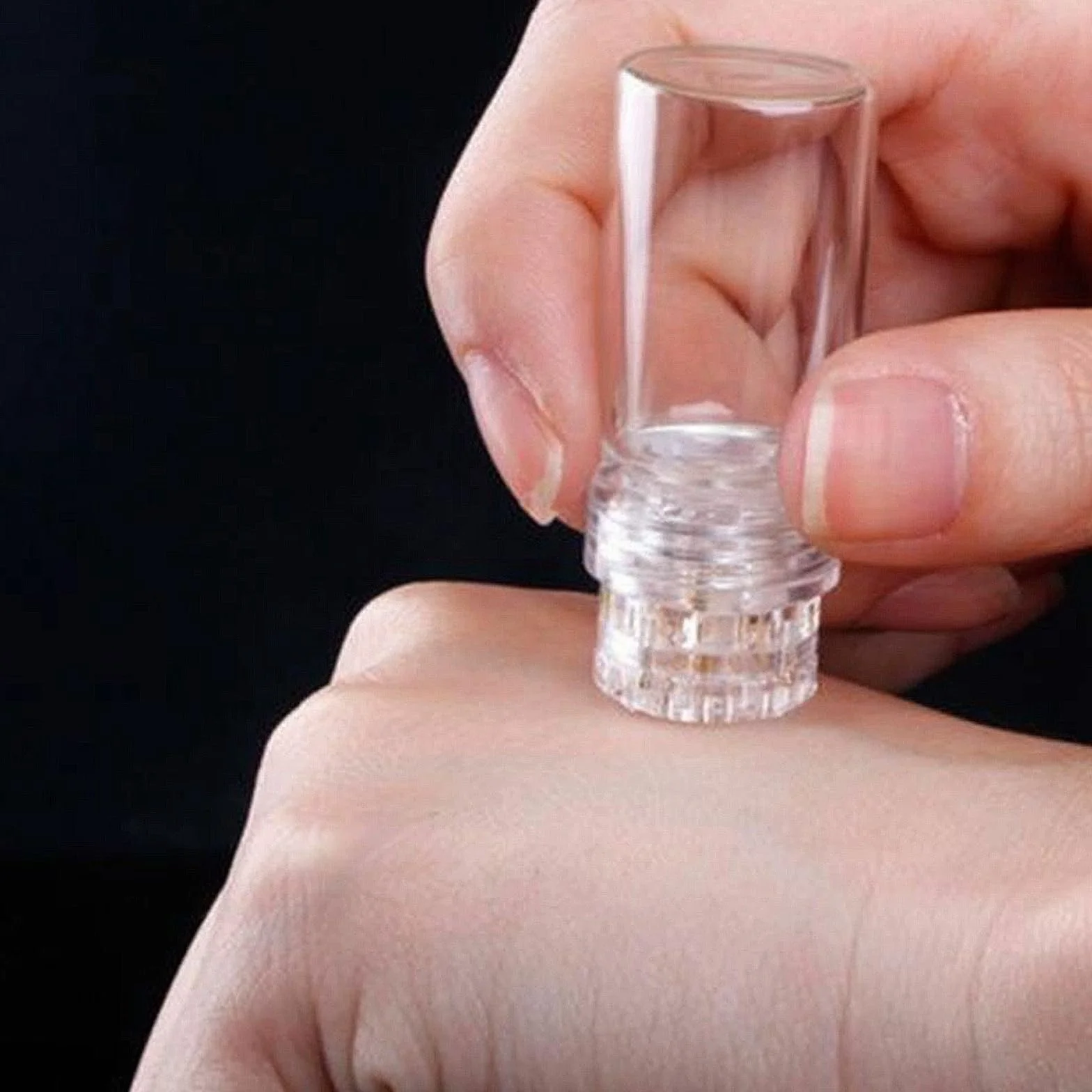 Derma Stamp Hydra Needle 20, Microneedling Titanium 20 Pin Długość 1,0 mm, butelka wielokrotnego użytku serum do pielęgnacji skóry i stymulacji wzrostu włosów brody