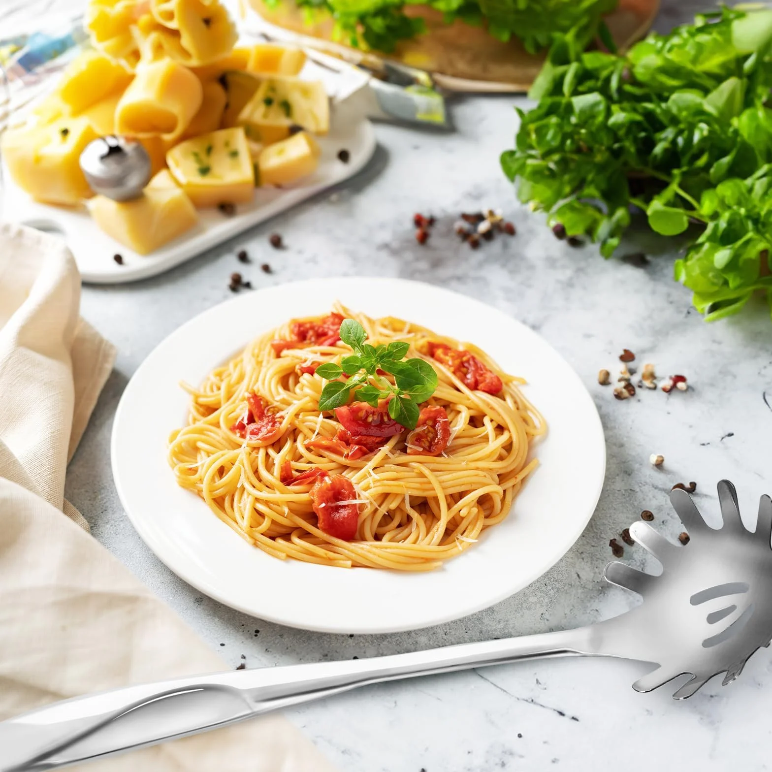 1 sztuka łyżka do spaghetti, jednoczęściowa łyżka do makaronu ze stali nierdzewnej, sitko do makaronu z zębami, wysokiej jakości artykuły do spaghetti, profesjonalne łyżki do spaghetti,