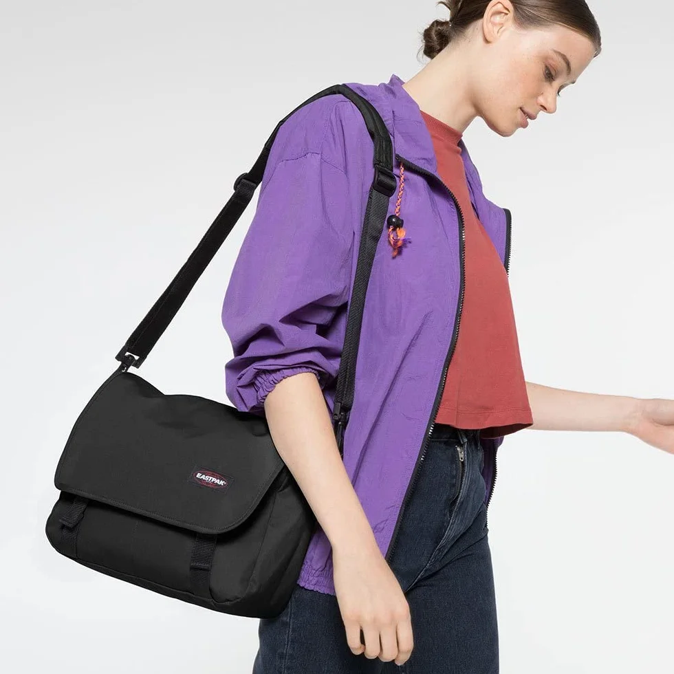 Eastpak JR Torba kurierska, 11.5 L - Black (Czarny)