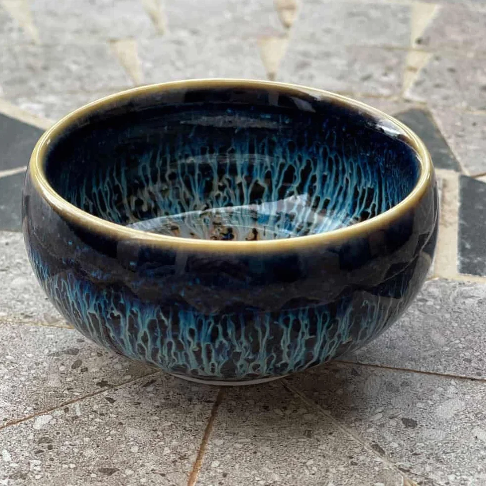 Kubek Jianzhan Tenmoku • Porcelanowy kubek do herbaty ze srebrnym kwiatem • pojemność 50 ml • herbata dusza