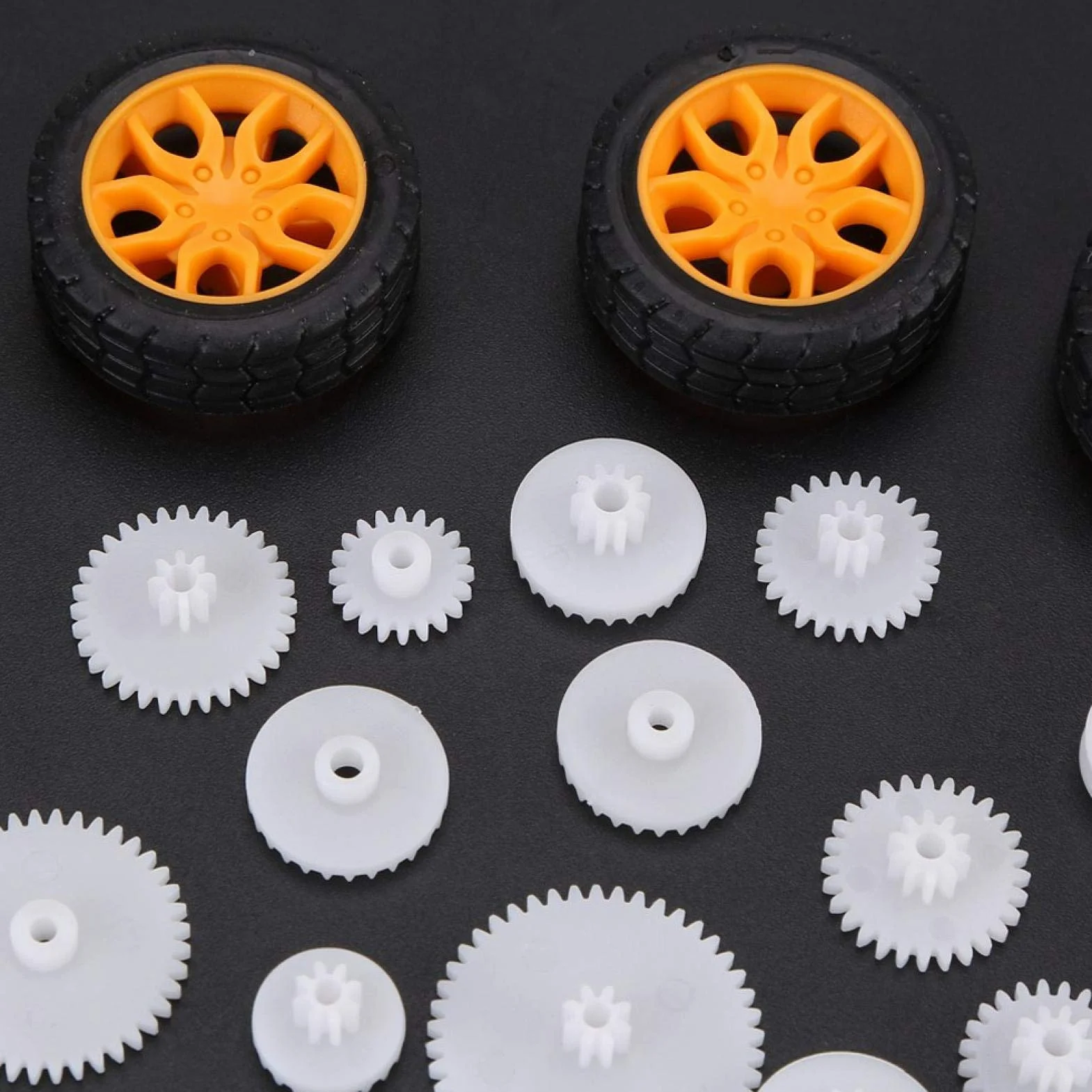 78 szt. plastikowe koła zębate bogata różnorodność zestaw DIY akcesoria z pasem kółkowym mini oponami ślimakowe koła zębate zestaw do samodzielnego wykonania robota samochodowego