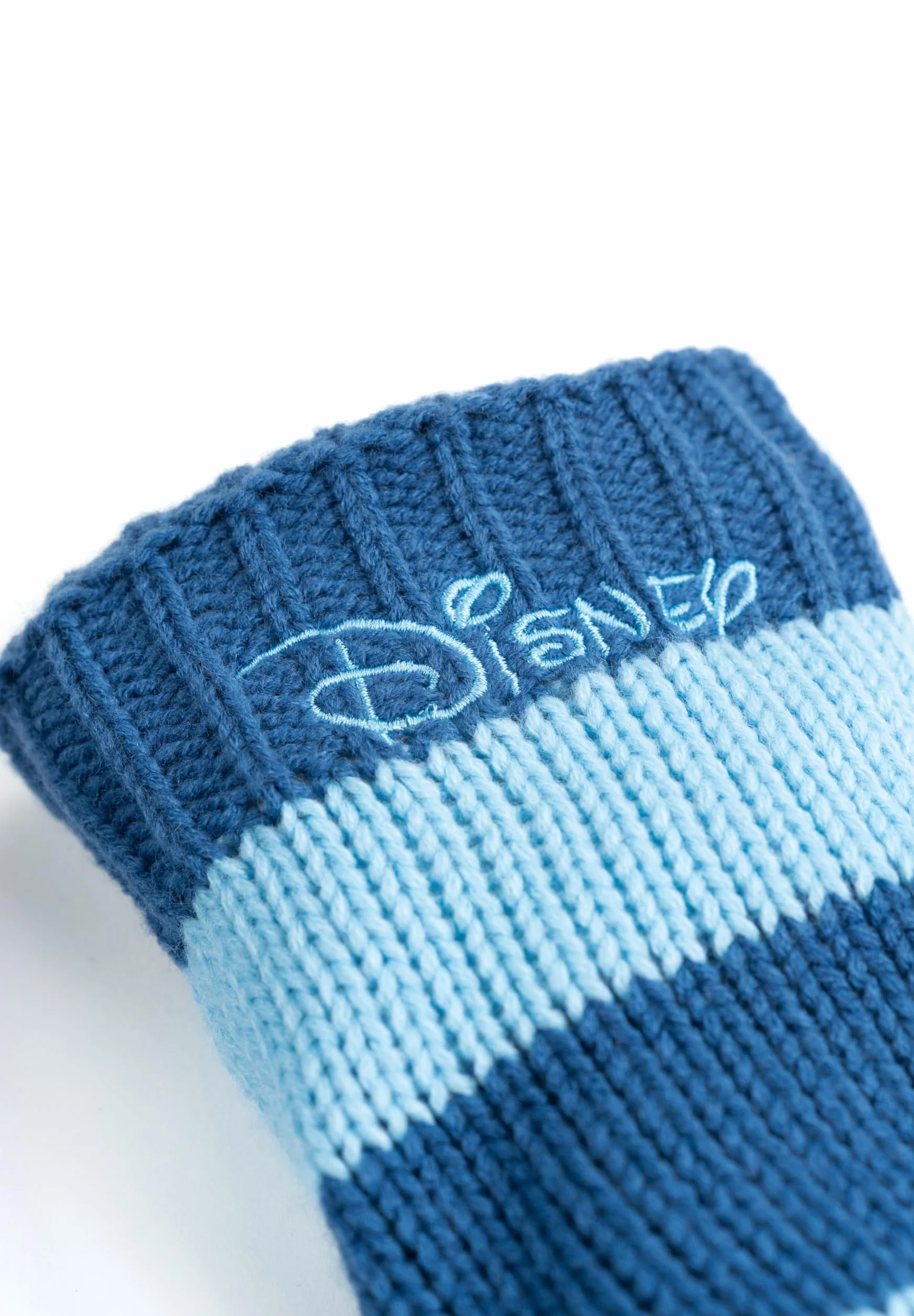 United Labels Disney Lilo & Stitch przytulne skarpetki dla kobiet, niebieskie, rozmiar uniwersalny 38-43, puszyste skarpetki z podszewką z owczej wełny, ciepłe skarpetki, skarpetki do domu