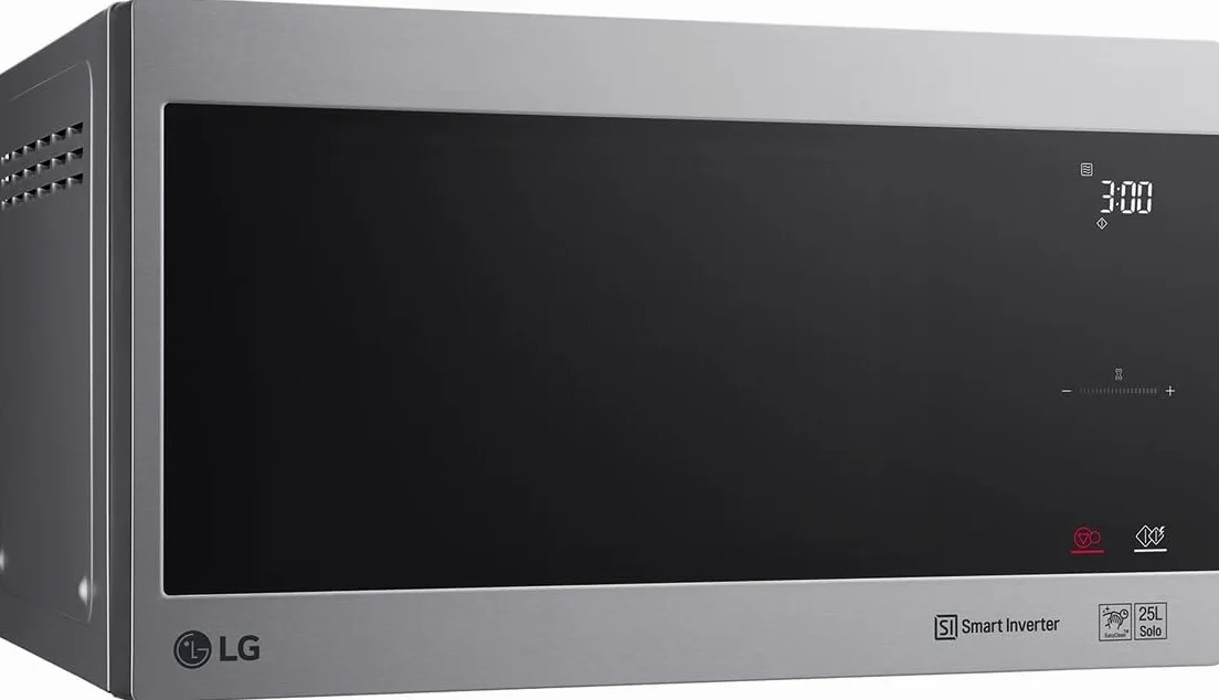 LG MS2595CIS kuchenka mikrofalowa z technologią Smart Inverter, pojemność 25 l, 1000 W, automatyczne programy, regulowane poziomy mocy i funkcja EasyClean, srebrna