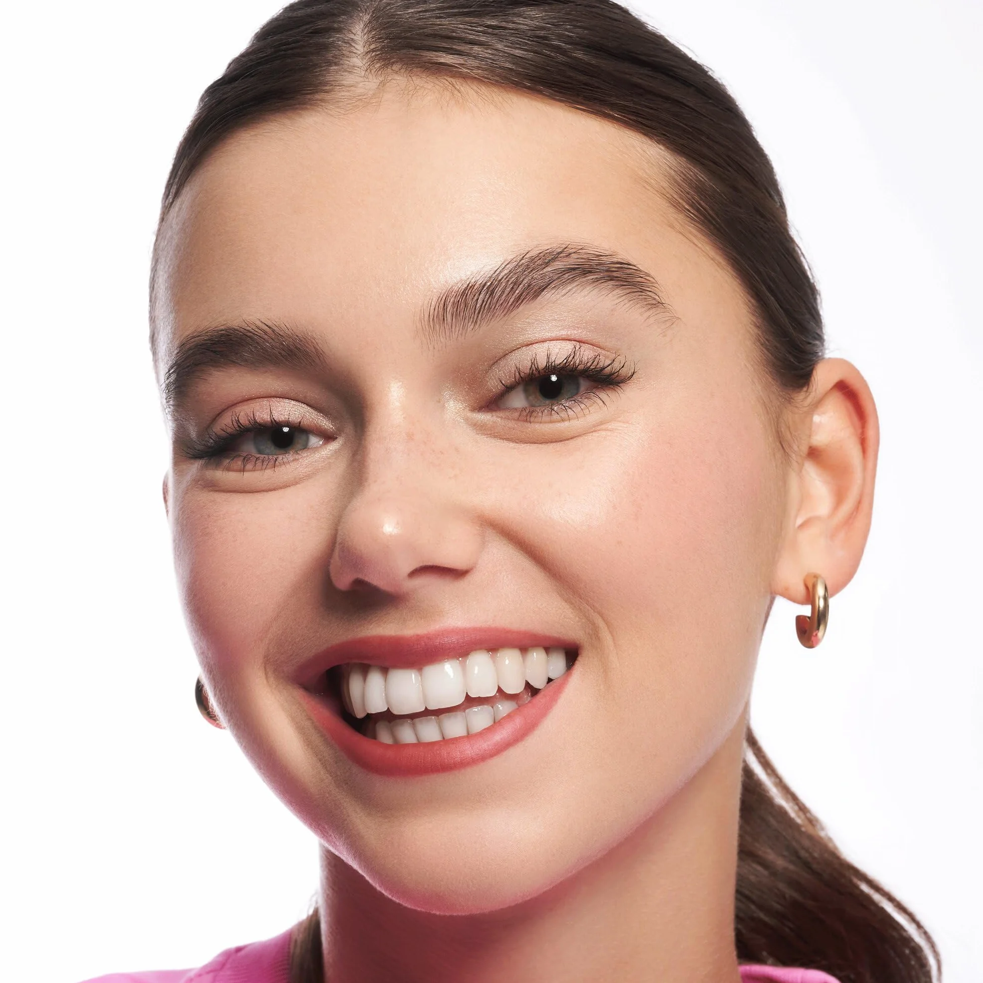 essence Konturówka do ust soft & precise, długotrwały, natychmiastowy wynik, naturalny, intensywny kolor (0.78g)