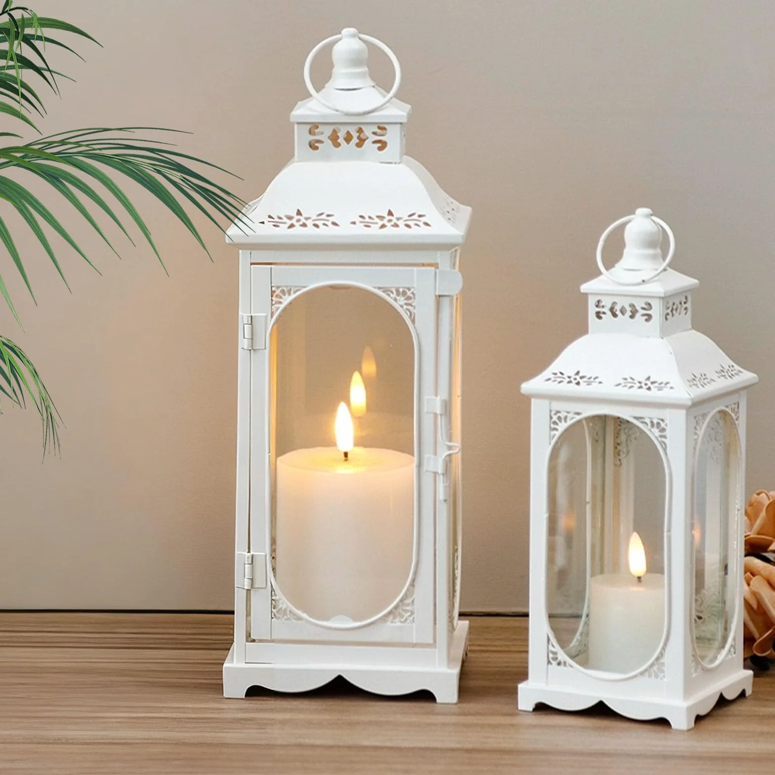 Zestaw 2 lampionów ogrodowych, latarnie dekoracyjne, do użytku na zewnątrz i wewnątrz, na balkon i do ogrodu, w stylu retro, dekoracja mieszkania, Boże Narodzenie, Halloween, świecznik (biały)