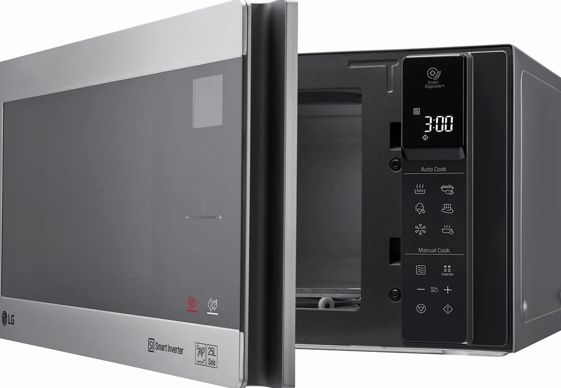LG MS2595CIS kuchenka mikrofalowa z technologią Smart Inverter, pojemność 25 l, 1000 W, automatyczne programy, regulowane poziomy mocy i funkcja EasyClean, srebrna