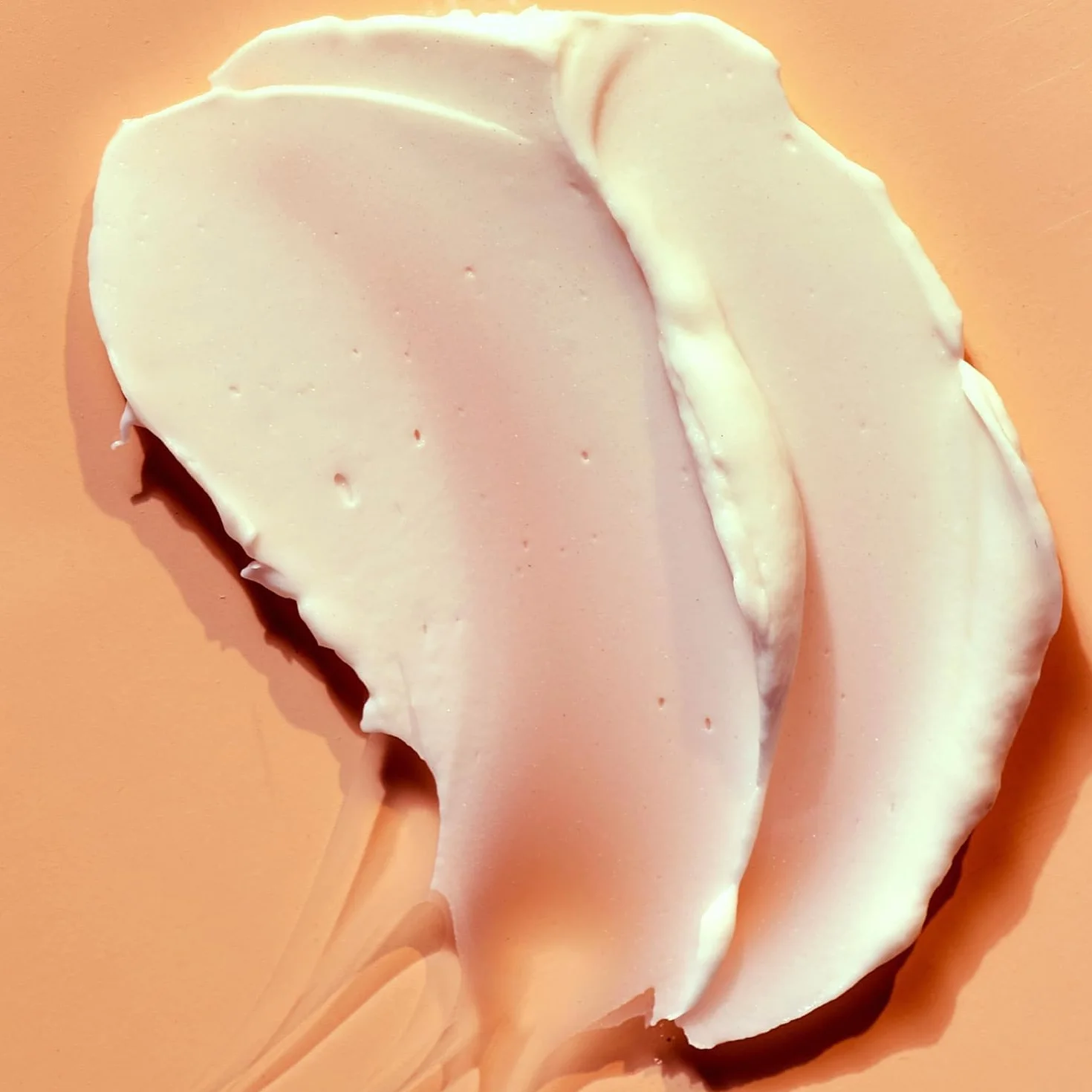 Tree Hut 2023 Nowy zestaw upominkowy aromatu waniliowego Shea Shea Peeling z ubitym masłem do ciała 2023, 26,4 uncji, 1 szt