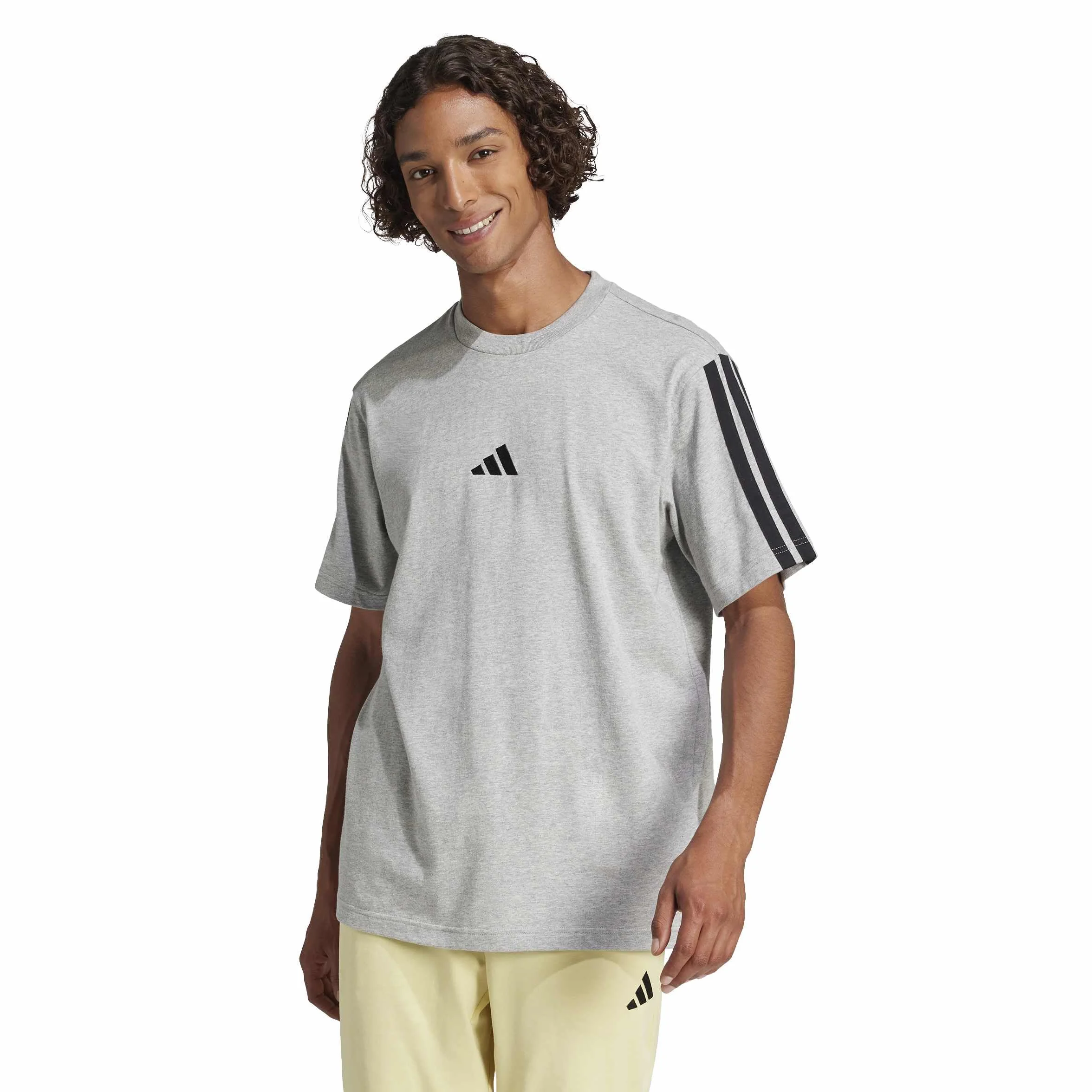 adidas Mezczyzni Essentials Three Stripes Single Jersey Shirt, Medium Grey Heather/Black, L