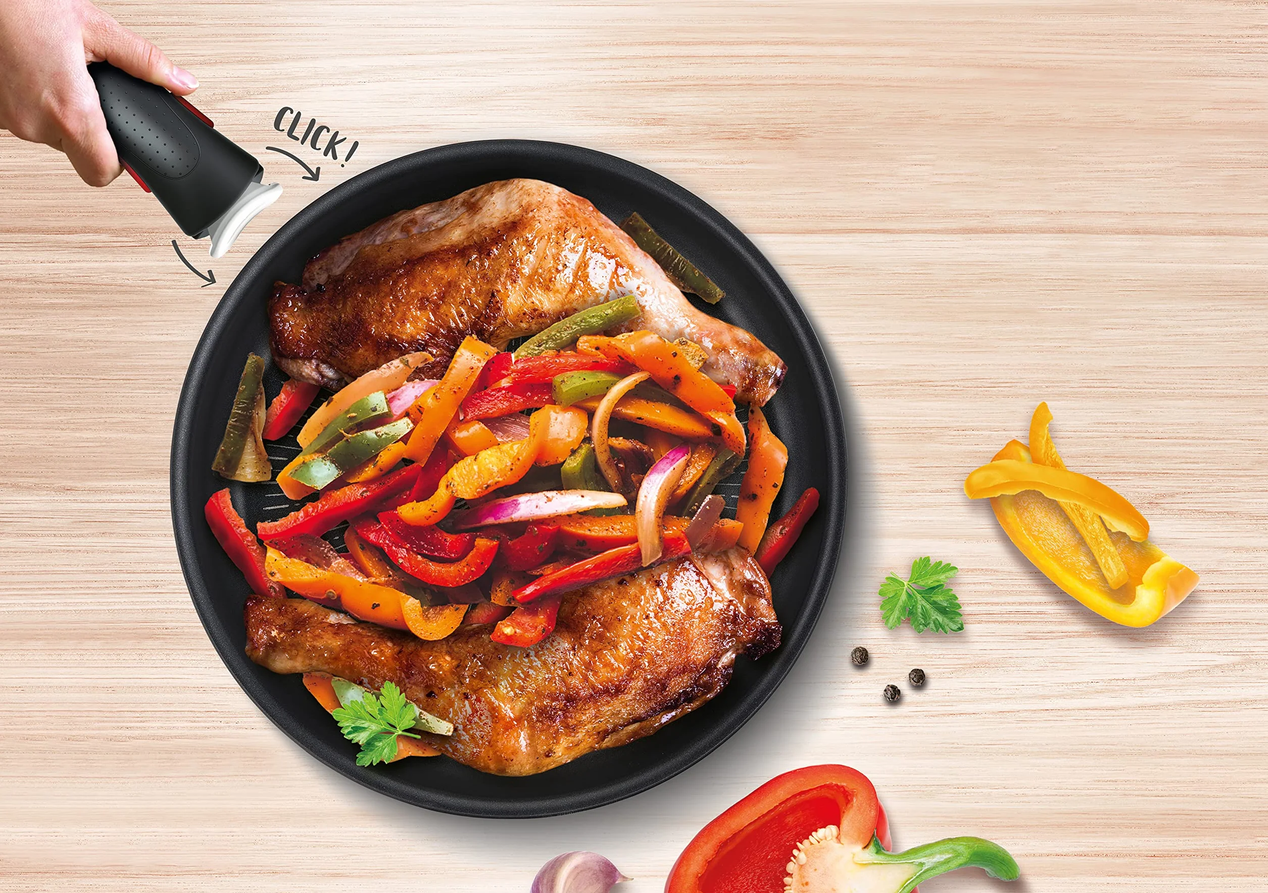 Tefal L15891 Ingenio XL Force 3-częściowy zestaw patelni | 24/28 cm + 1 zdejmowany uchwyt | uszczelnienie nieprzywierające | wskaźnik temperatury | Czarny