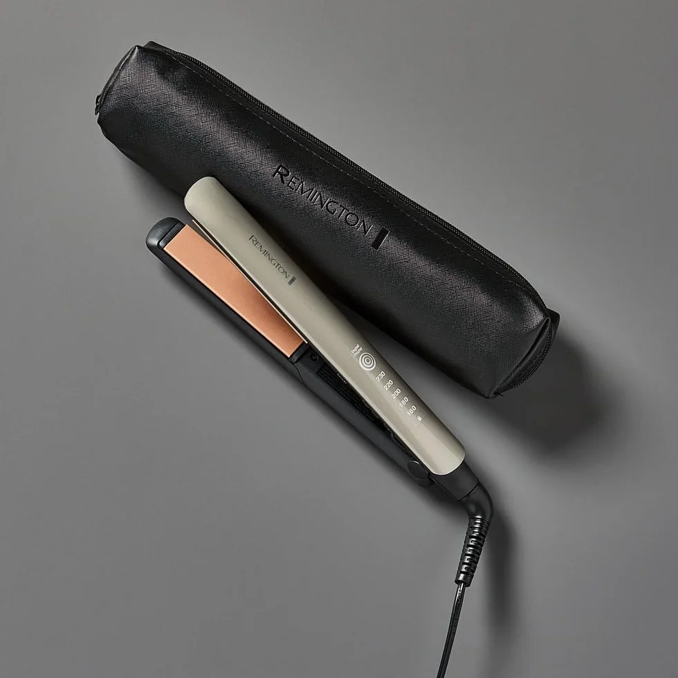 Remington prostownica do włosów, ceramiczna z keratyną, czujnik wykrywa poziom nawilżenia i dostosowuje temperaturę, zakres temp. 160-230°C, ruchome płytki, etui, brązowa, Keratin Therapy S8593