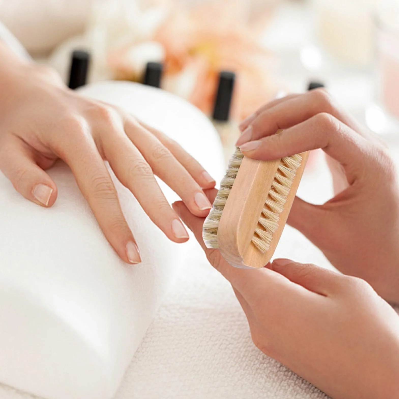 Szczotka do paznokci, 2-stronna drewniana szczotka do czyszczenia paznokci z włosiem dzika, 9,8 x 3,5 x 4 cm, peeling do manicure i pedicure, do salonu, spa, domu, łazienki, dorosłych