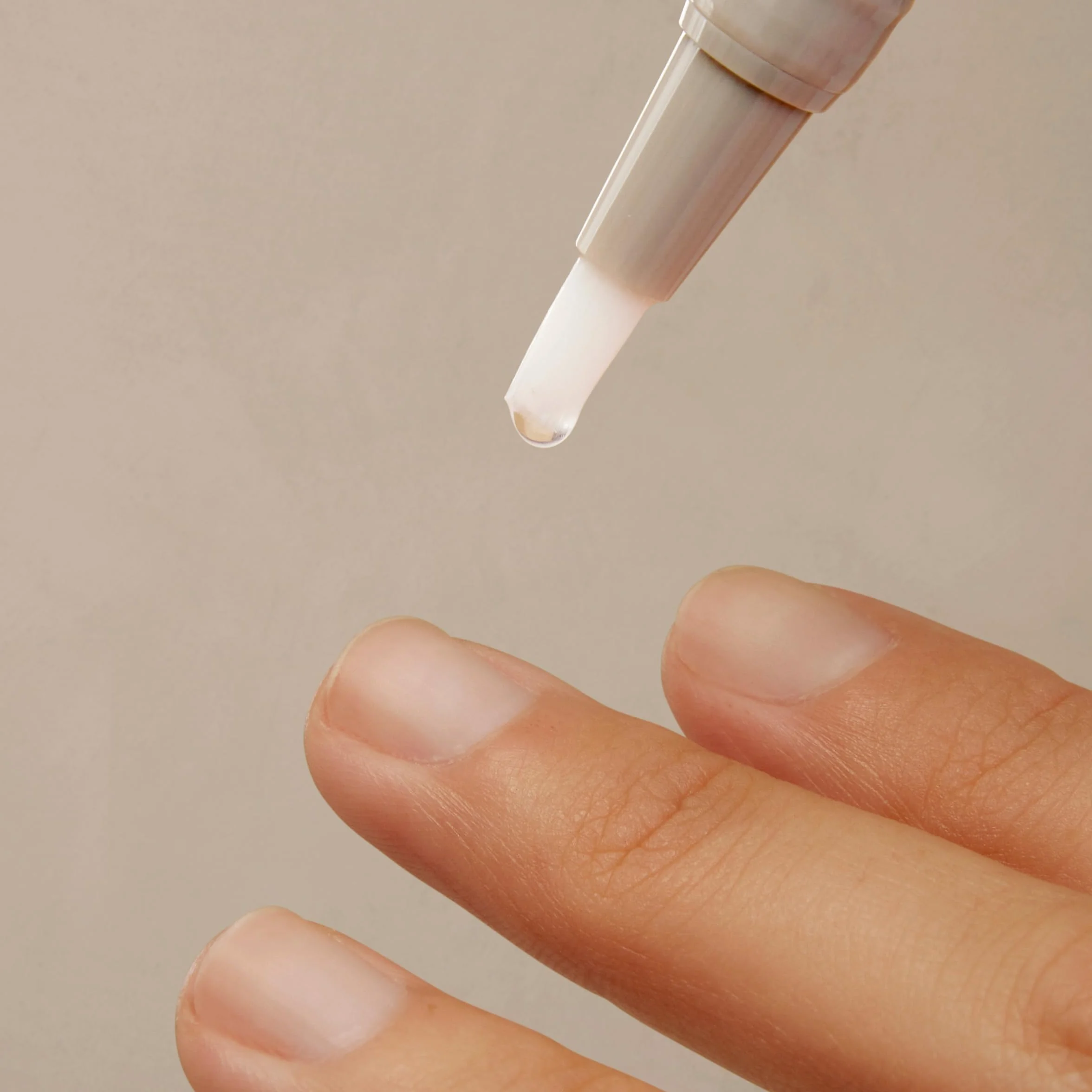 Isdin Si-Nails Wzmacniacz do Paznokci Bezbarwny - 2.5ml