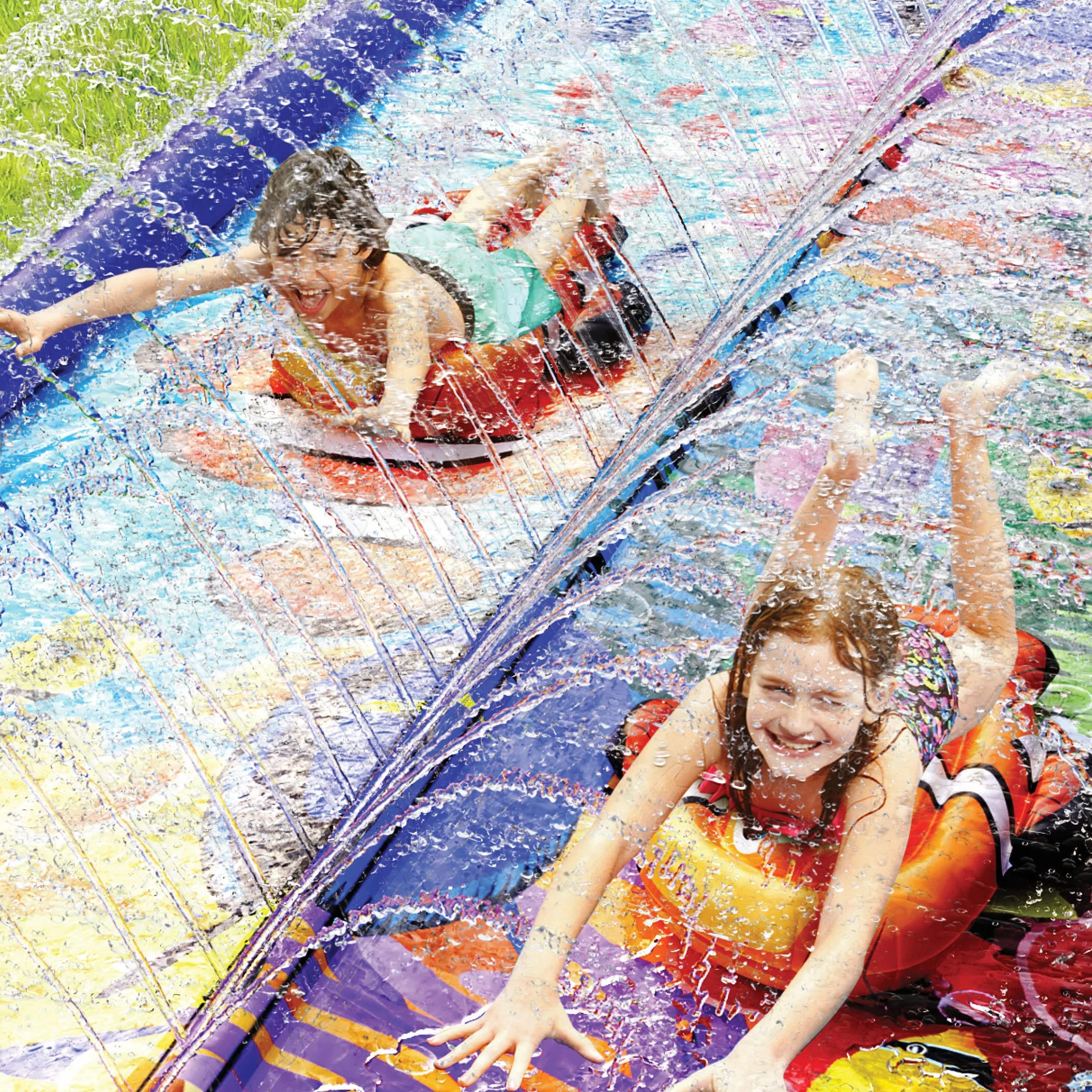 stargo Podwójna zjeżdżalnia podwodna, 5,5 m x 1,5 m, z ochroną przed pryskaniem i zraszaczem, zjeżdżalnia wodna z nadmuchiwanymi bodyboardami - zabawa dla dzieci