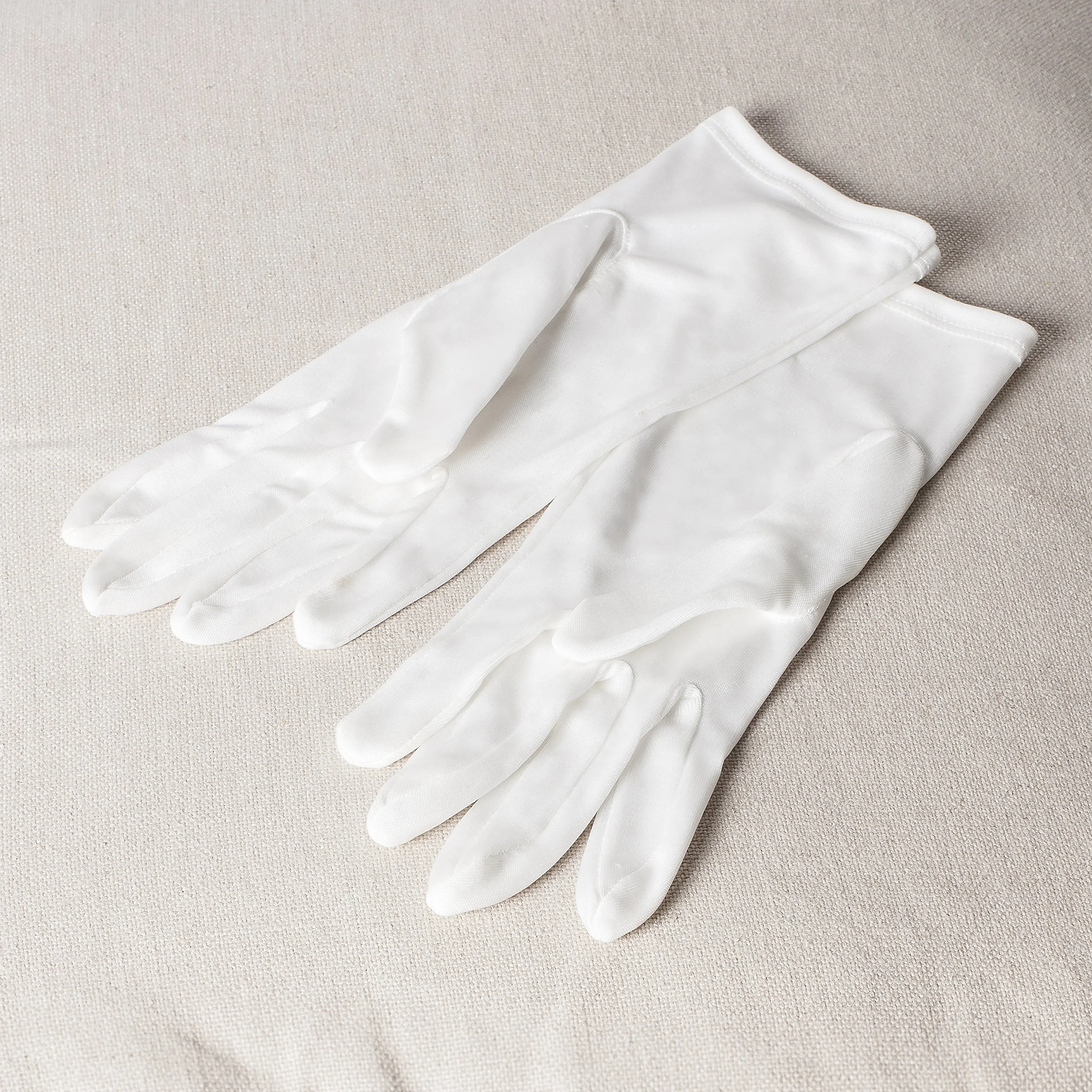 Jasmine Silk Ultmate Pure Silk Moisturising Gloves