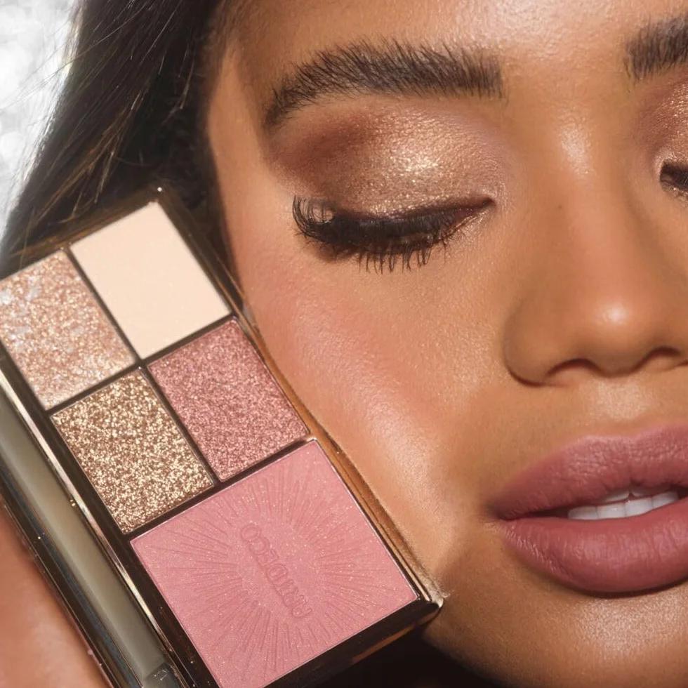 ARTDECO Paleta Illusion for cheeks & eyes – must have paleta czterech cieni do powiek i jednego różu z wbudowanym lusterkiem – 1 x 1 szt