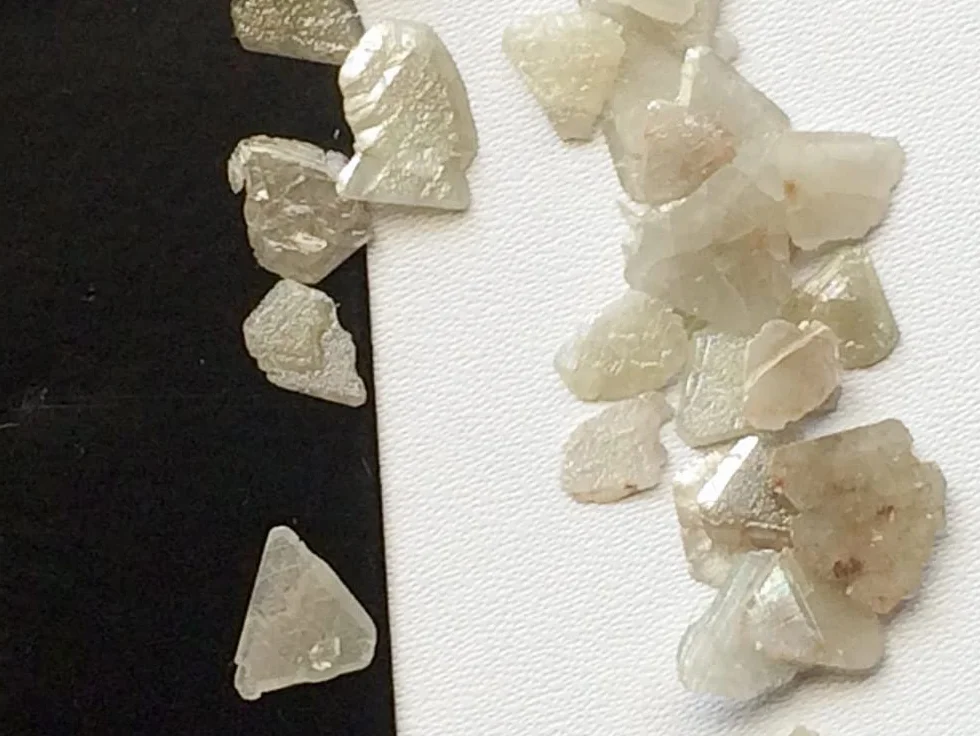 5-6 mm Biały diament, białe nieoszlifowane plastry diamentu, biały naturalny nieoszlifowany diament, surowe, nieoszlifowane plastry diamentu na biżuterię (opcje od 1 CT do 5 CT), 5-6 MM