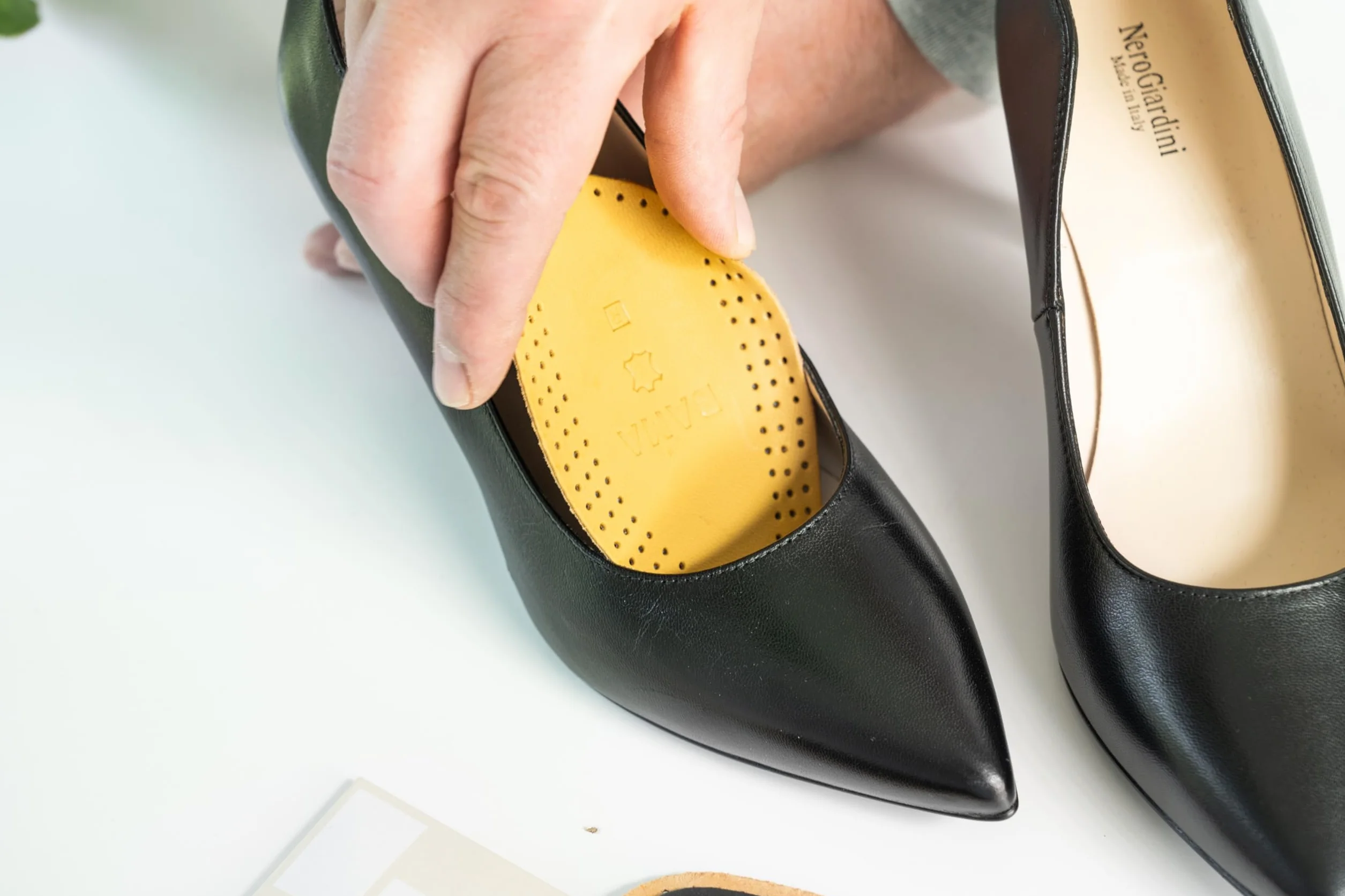 Półwkładki do Butów Bama Premium Leather 1/2 - Półwkładki do Butów Wkładki Amortyzujące z Węglem Aktywnym 1 Para - 40/41 EUR