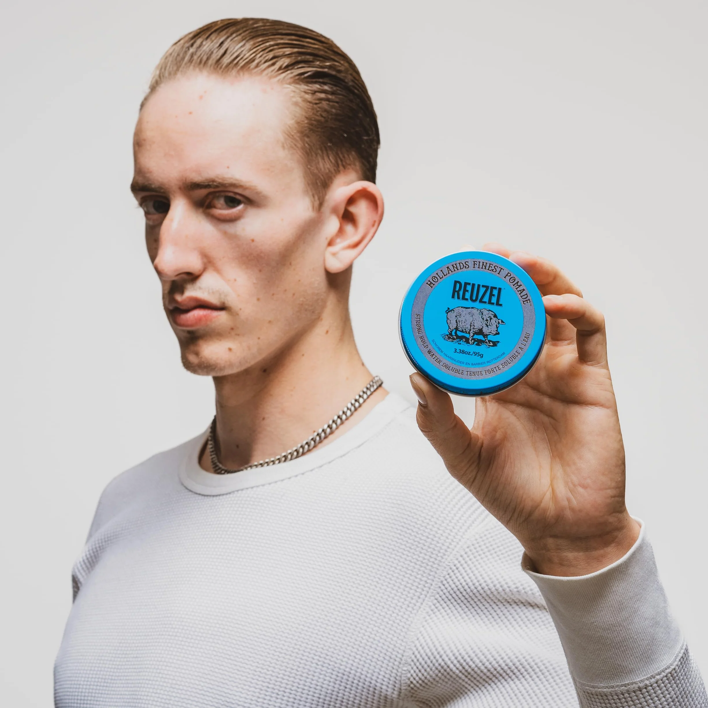 Reuzel Blue Strong Hold Pomade woda rozpuszczalna 95 g + 35 g gratis