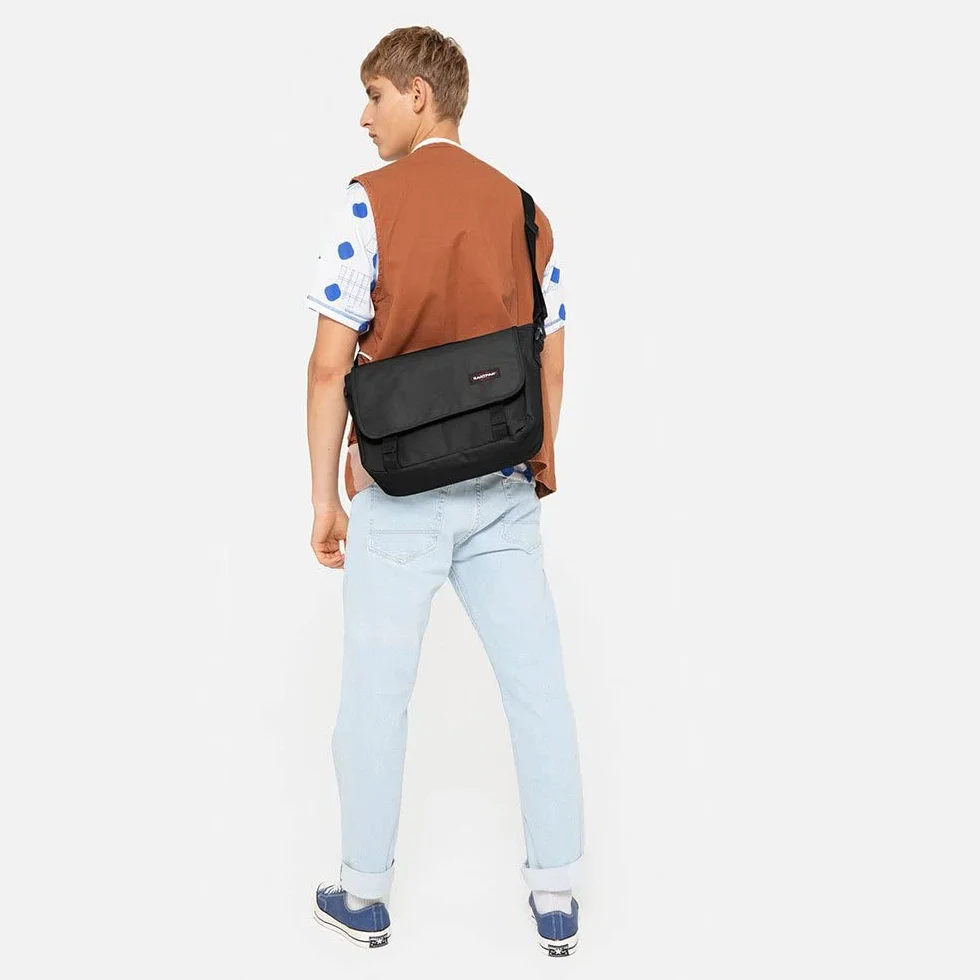 Eastpak JR Torba kurierska, 11.5 L - Black (Czarny)