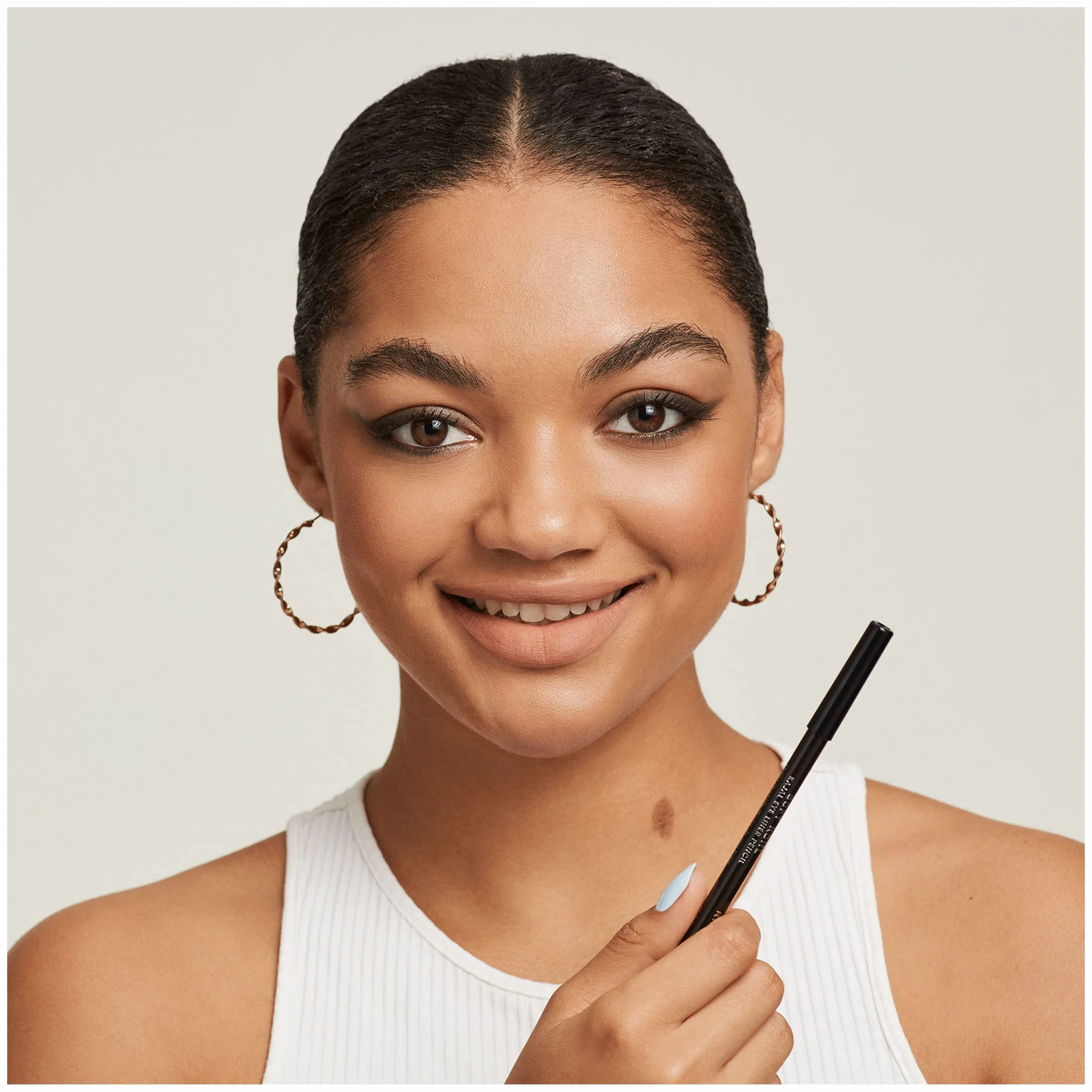 Rimmel Soft Kohl Kajal trwała kredka do oczu nr 061 – Jet Black