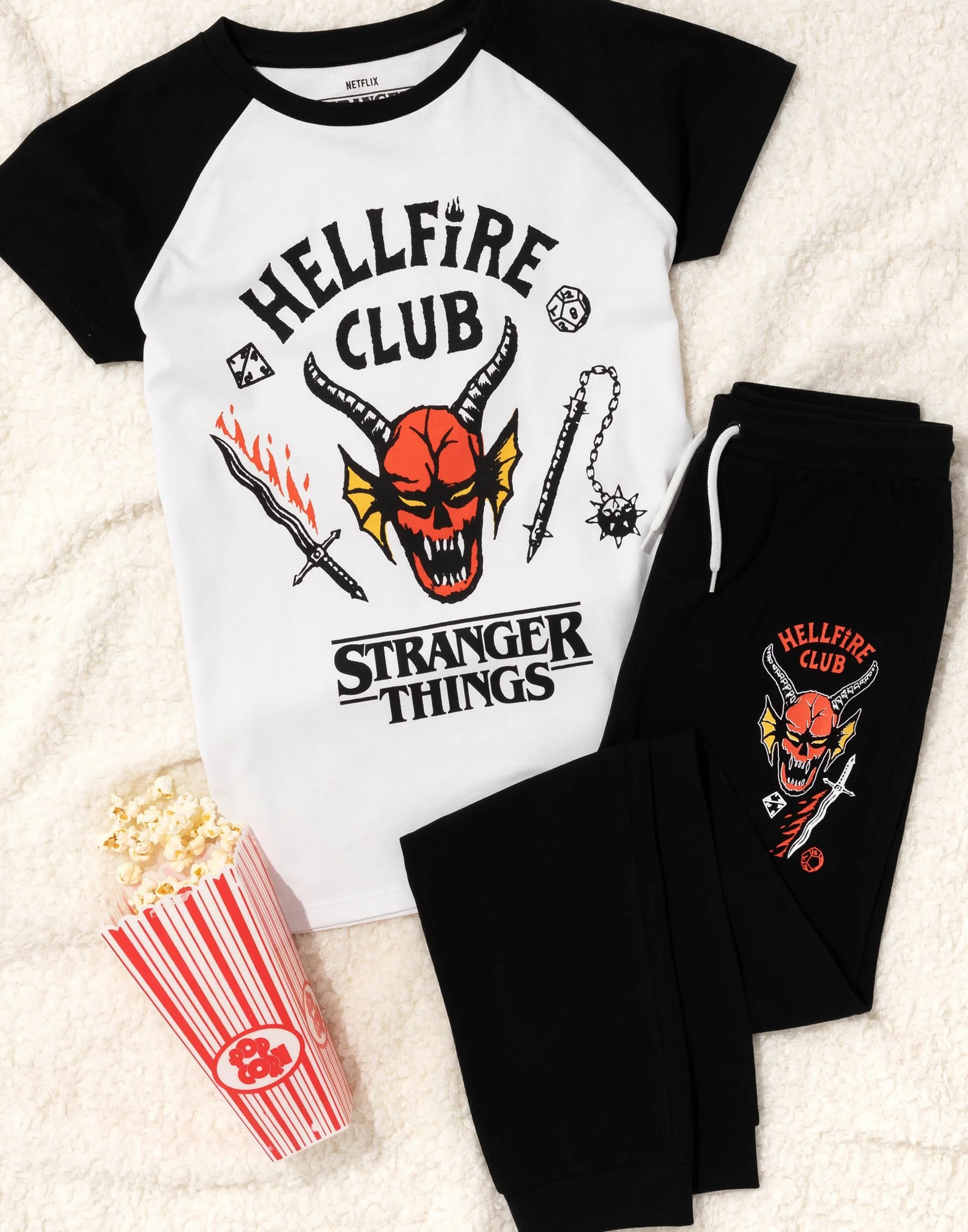 Stranger Things Piżamy dla dzieci | Unisex Hellfire Club Outfit Eddie Eleven Mike Dustin Max Members T-shirt Loungepants Co-Ord Pjs Set | Gadżety serialowe Netflix