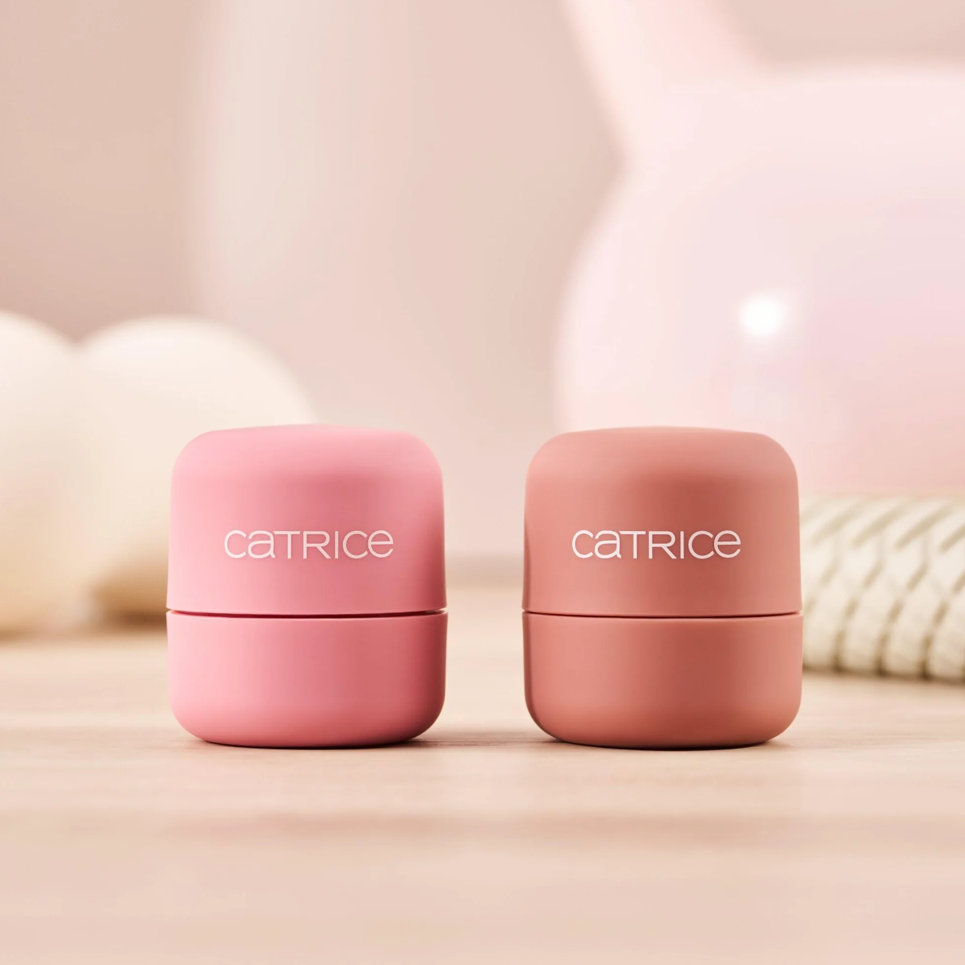 Catrice Multifunkcyjny sztyft MY CORE ESSENTIALS Blushed & Beautiful, naturalny, matowy (7.8g)