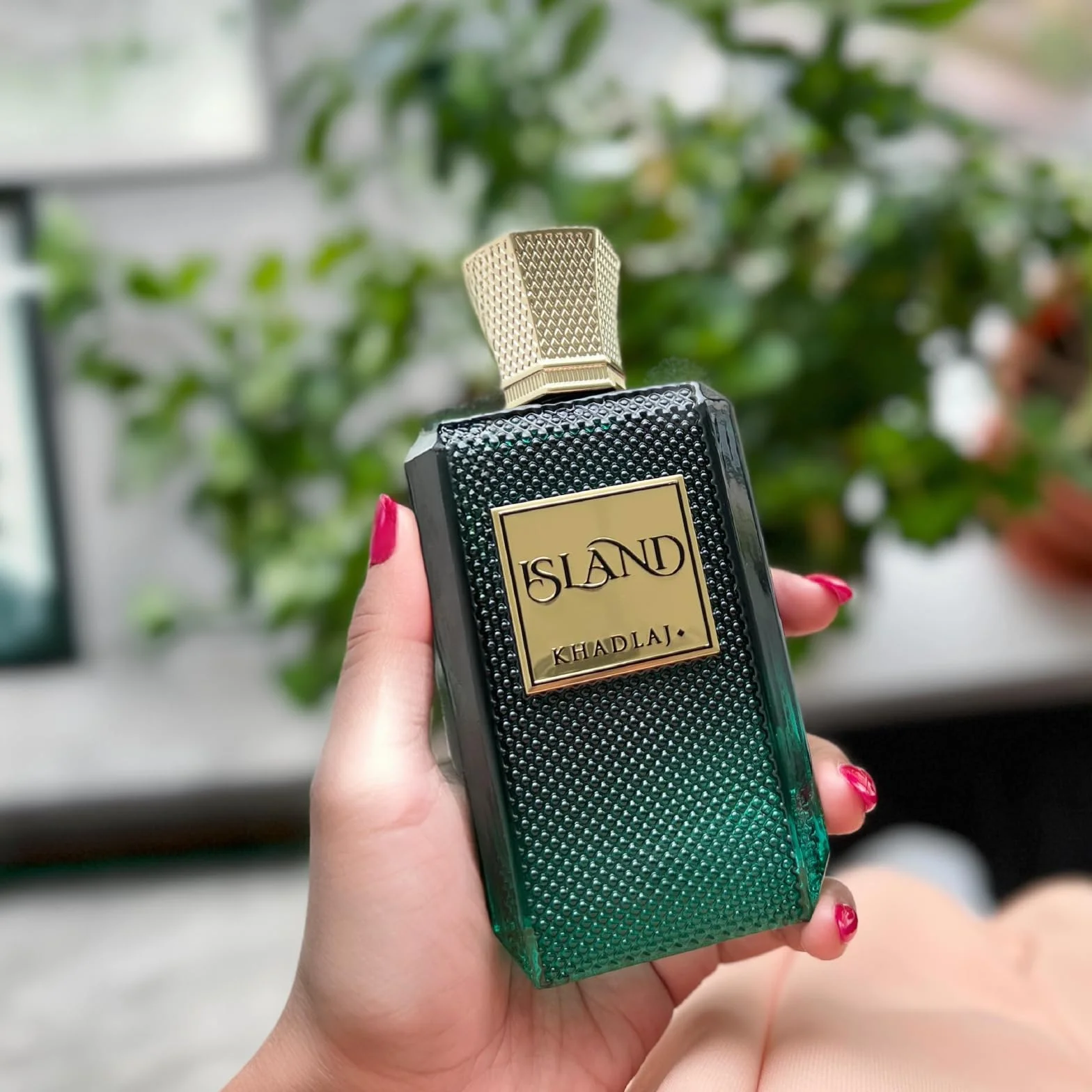 Khadlaj Island Extrait Parfum Spray dla mężczyzn, 3,4 uncji