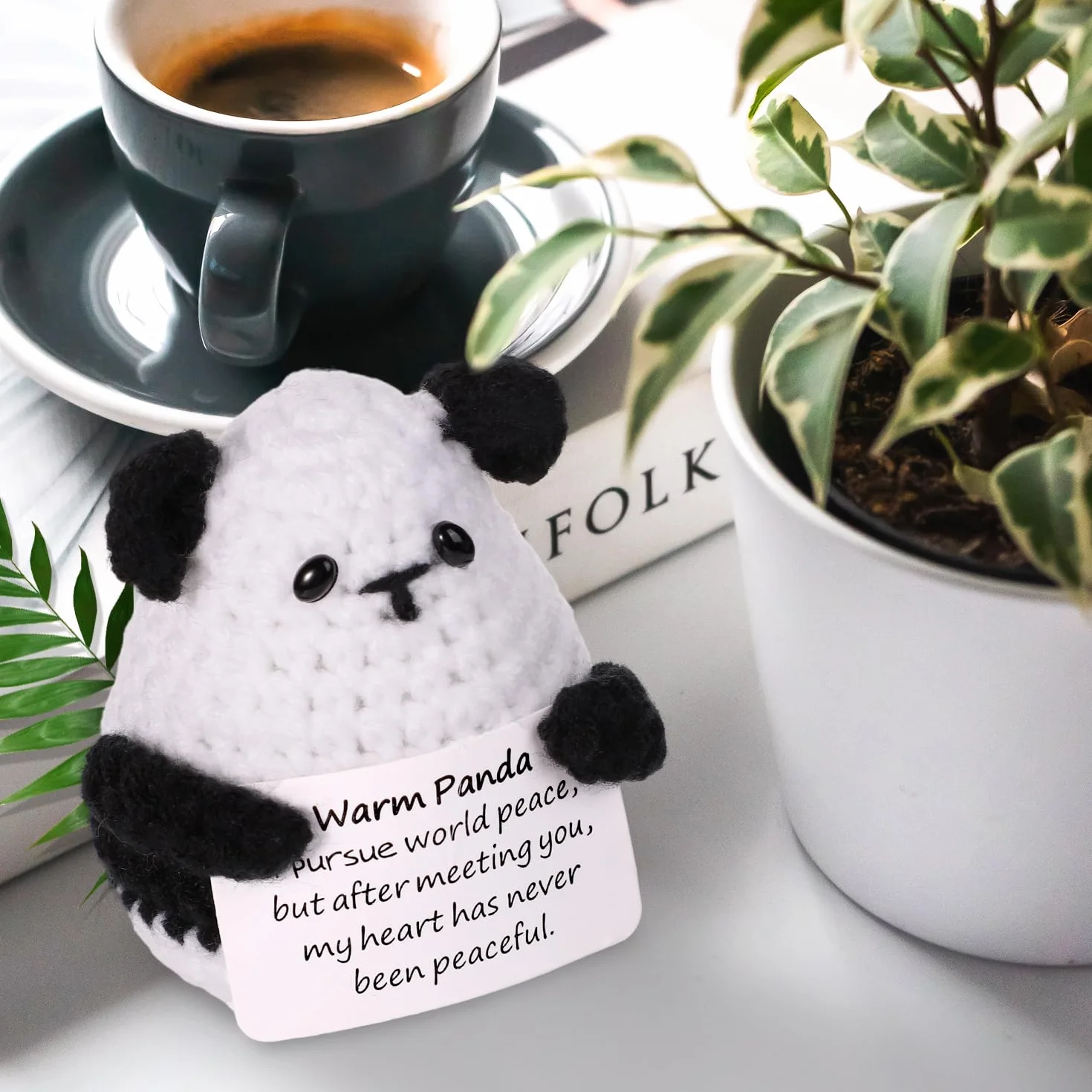 Zabawna Pozytywna Panda, 7,5cm Kreatywna Urocza Lalka Panda z Dzianiny z Inspirujaca Karta Ciekawy Szydelkowy Panda na Pluszowy Prezent Urodzinowy Dekoracja Imprezowa Zacheta