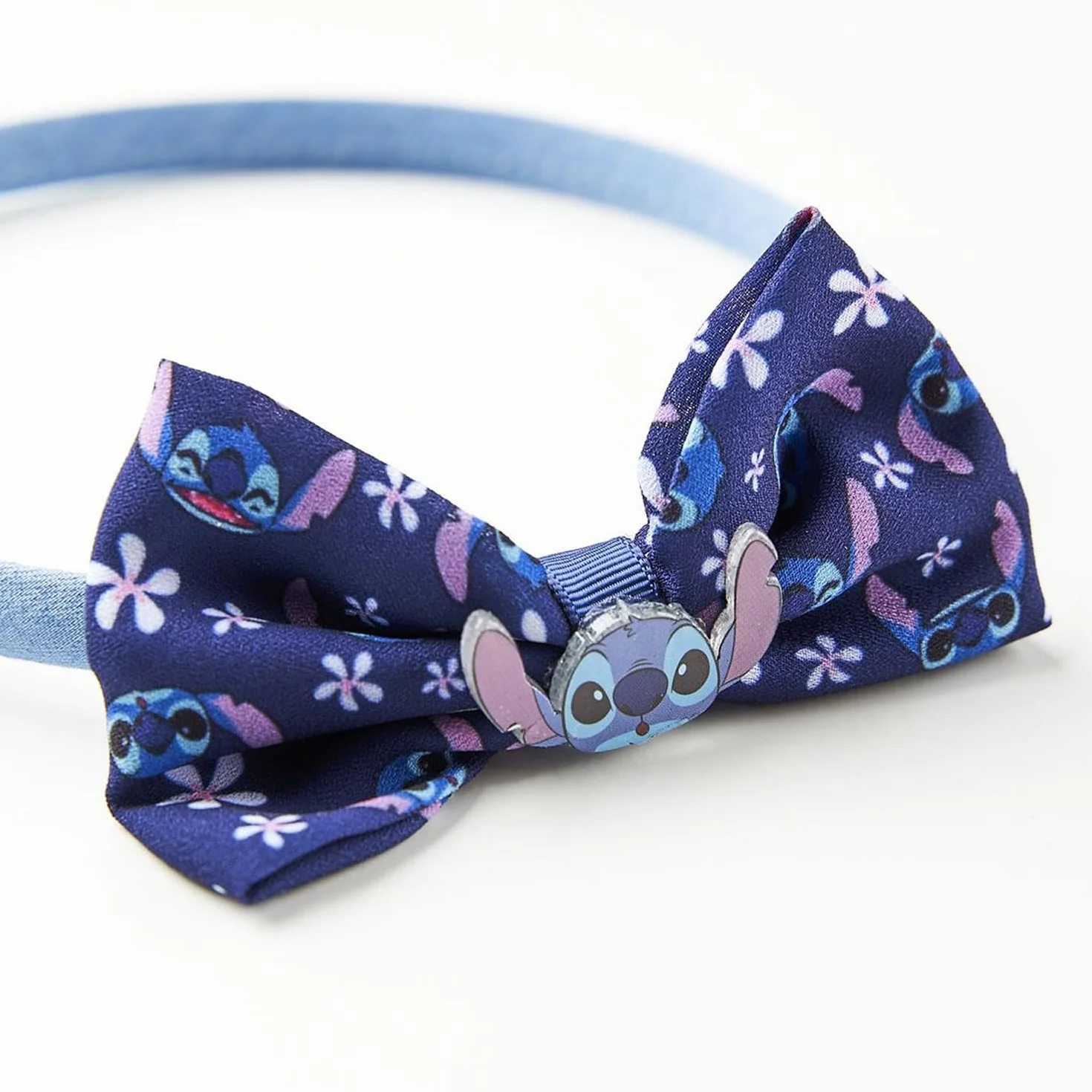 Opaska do włosów Disney Stitch zawiera kokardkę z boku z nadrukiem ściegu dla dziewcząt