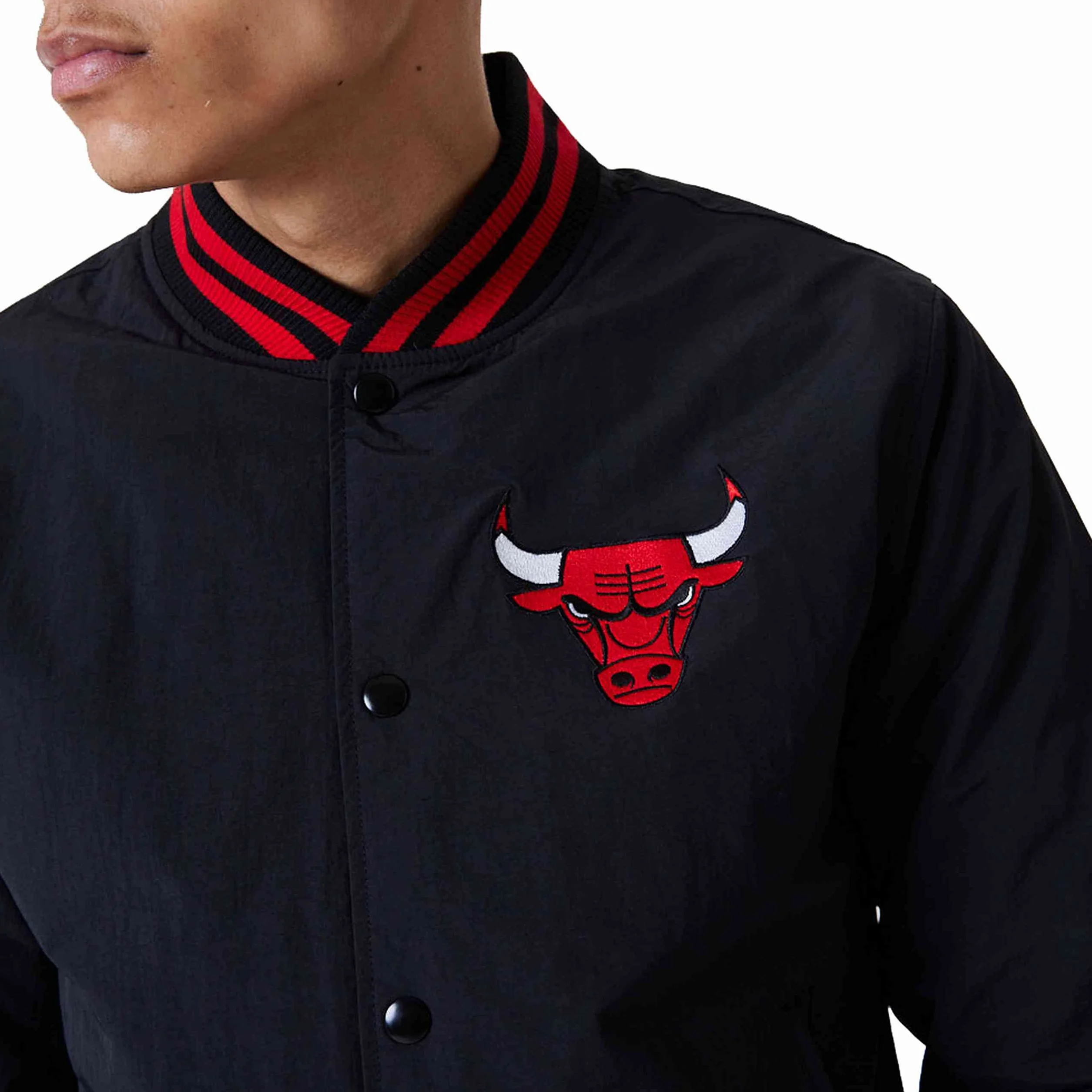 New Era Team Logo Bomber Chicago Bulls Jacket 60284773, Męska kurtka, czarny, M EU, Czarny