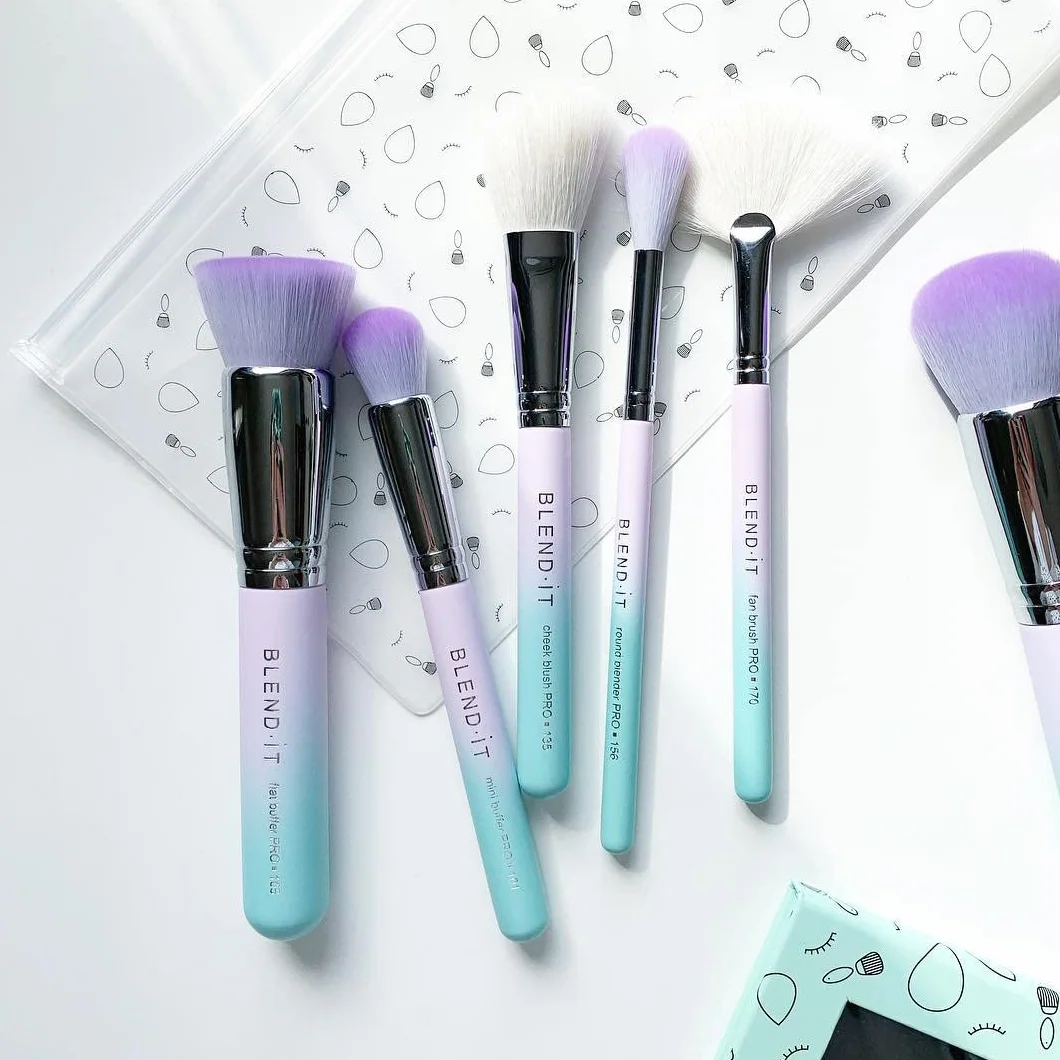 BLEND IT - Pędzel do makijażu I Cheek Blush PRO 135 pędzel do różu I mieszanka syntetycznych włosów i koziego włosia I drewniany uchwyt I mosiężna nasadka I trwały I Violet Sunset