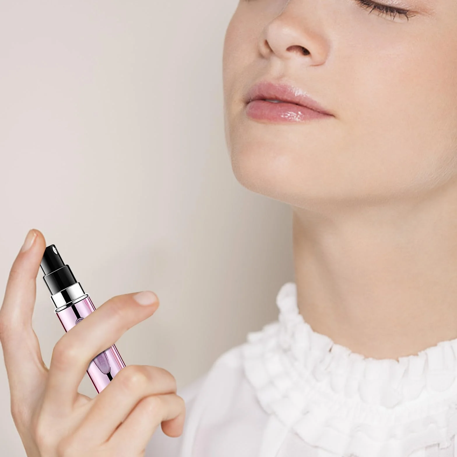4-częściowy rozpylacz perfum, 5 ml pusty podróżny rozpylacz perfum do wielokrotnego napełniania, mini przenośna butelka z rozpylaczem z okienkiem