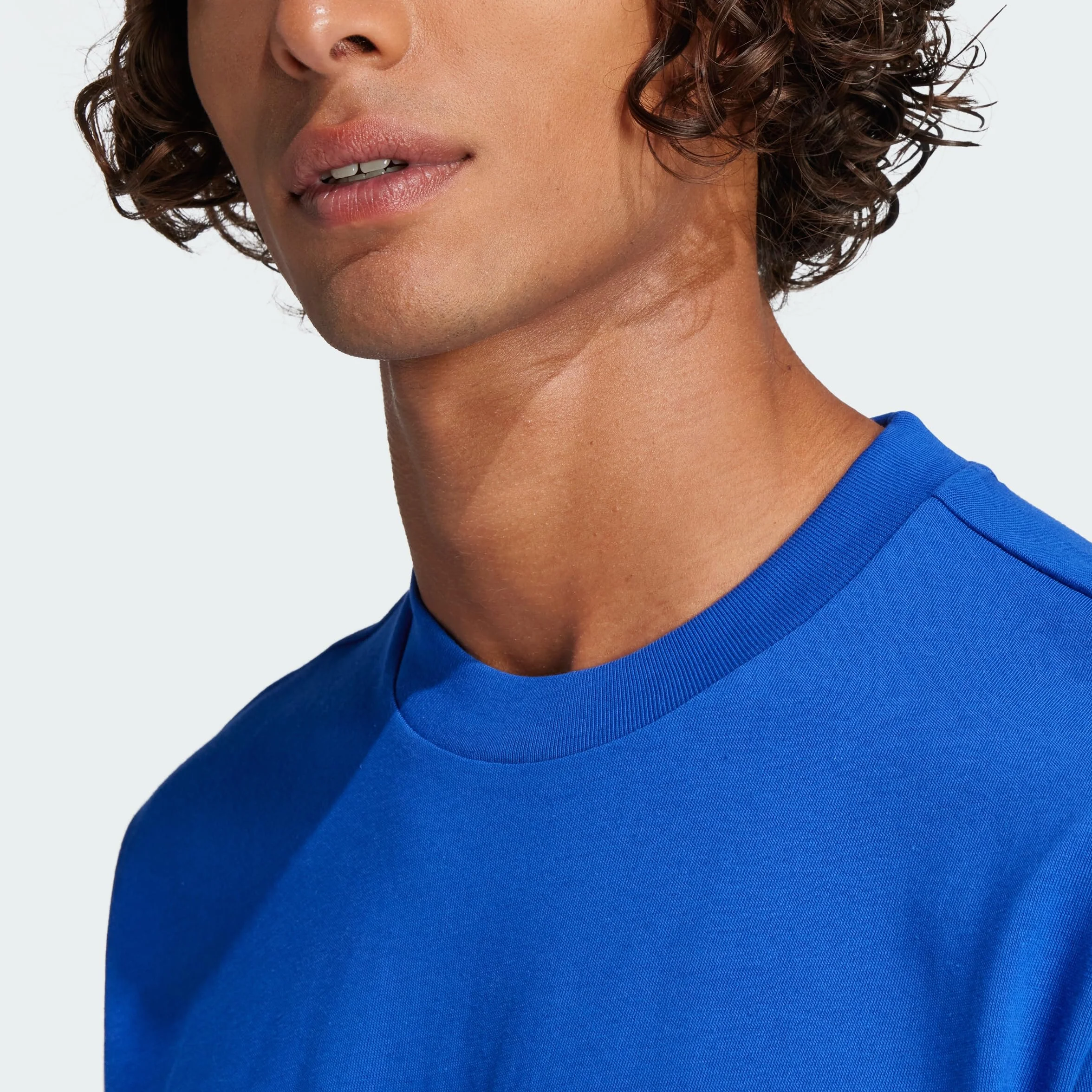 adidas Koszulka Mężczyźni Essentials Small Logo Single Jersey Tee