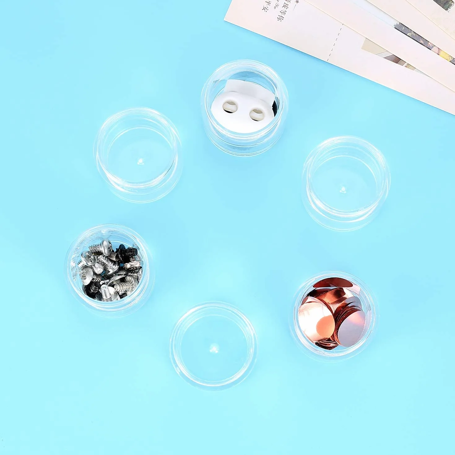 30 Sztuk Pustych Pojemników na Krem z Pokrywkami, Mini Słoiczki Kosmetyczne, 10 ml Pojemniki na Balsam do Ust z 3 Mini Łopatkami, Zestaw Próbek Podróżnych dla Sztuki Paznokci, Kremów - Czarny