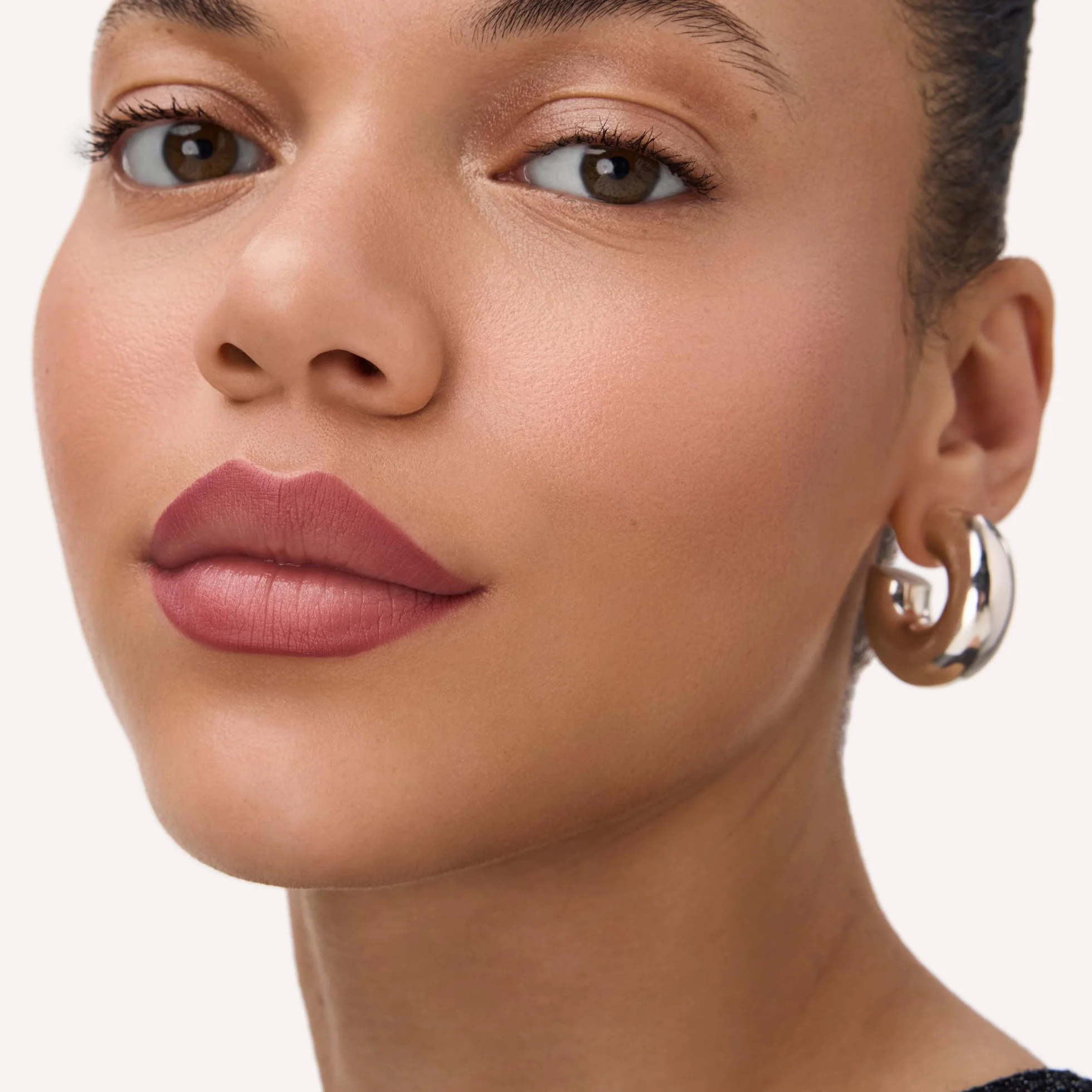 Catrice Konturówka do ust Gel Glide Long-Lasting Lip Liner, długotrwały, nie pozostawia smug, intensywny kolor (1.5g)