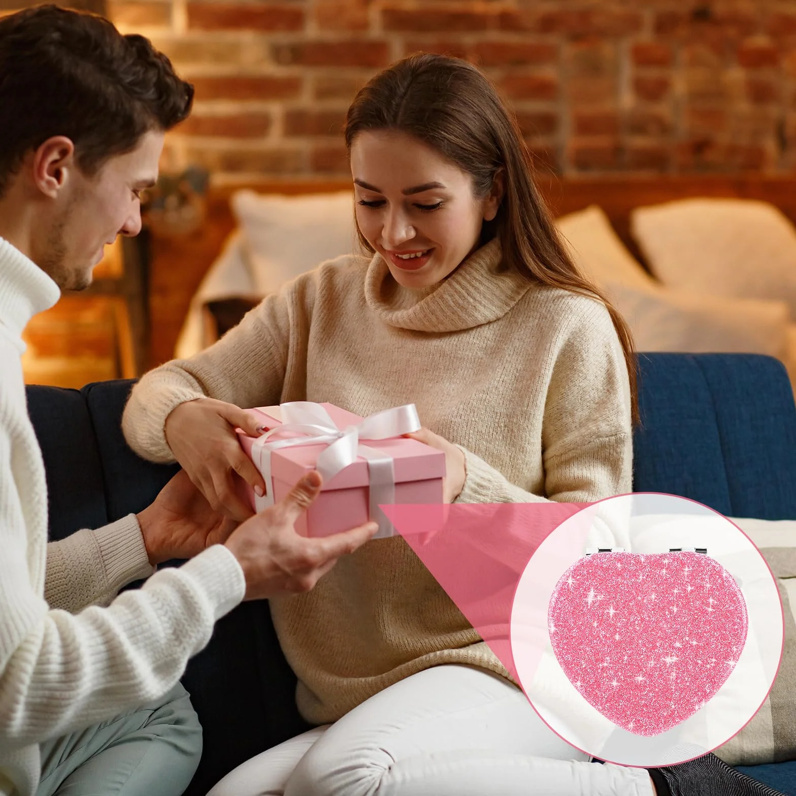 Dimeho Kompaktowe lusterko składane Kształt serca Walentynki Mini lusterko kosmetyczne z powiększeniem Przenośne podróżne lusterko makijażu Torebka Dwustronna Śliczne brokatowe kosmetycznedamska
