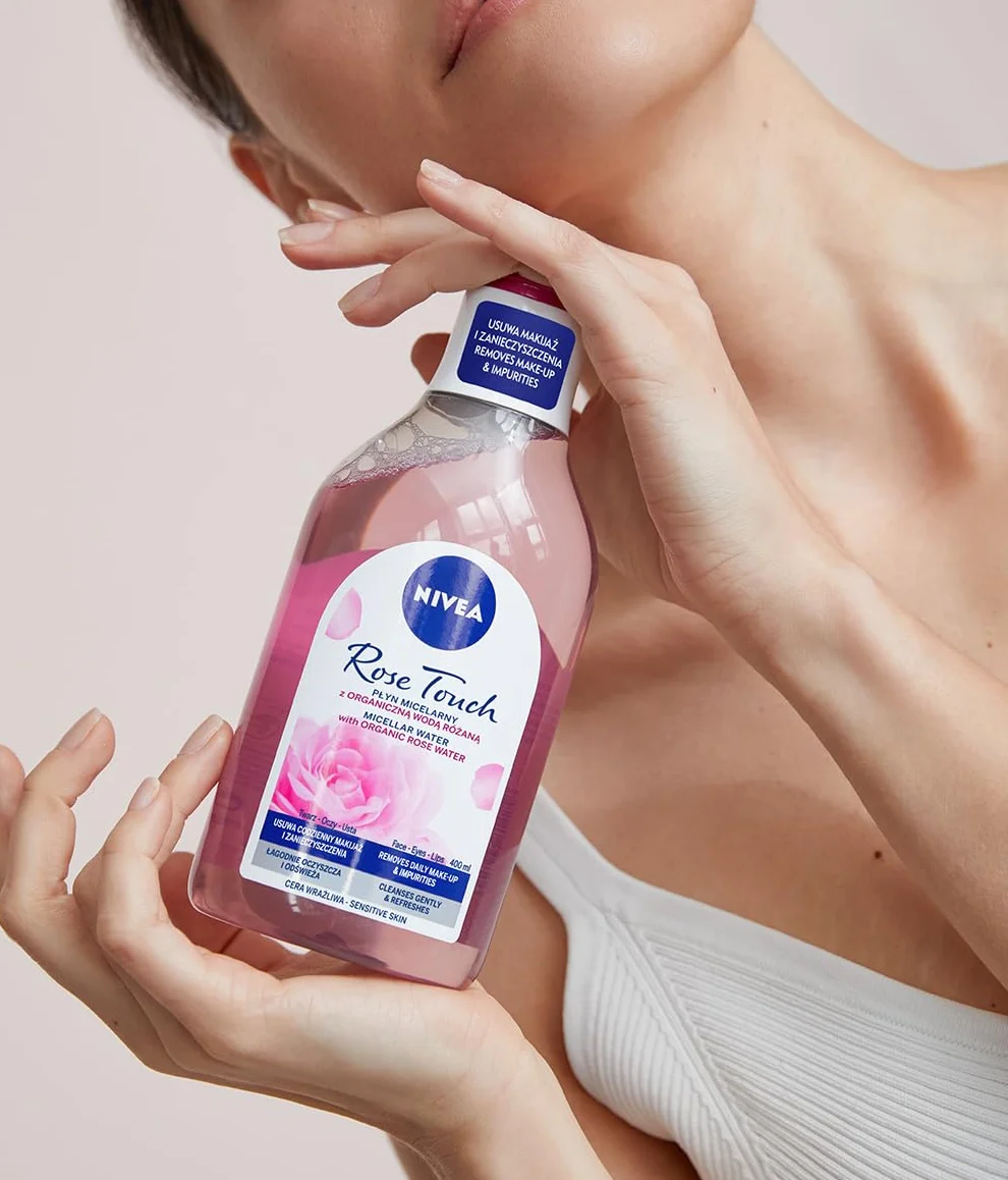 NIVEA Rose Touch Płyn micelarny z organiczną wodą różaną do cery wrażliwej 400 ml