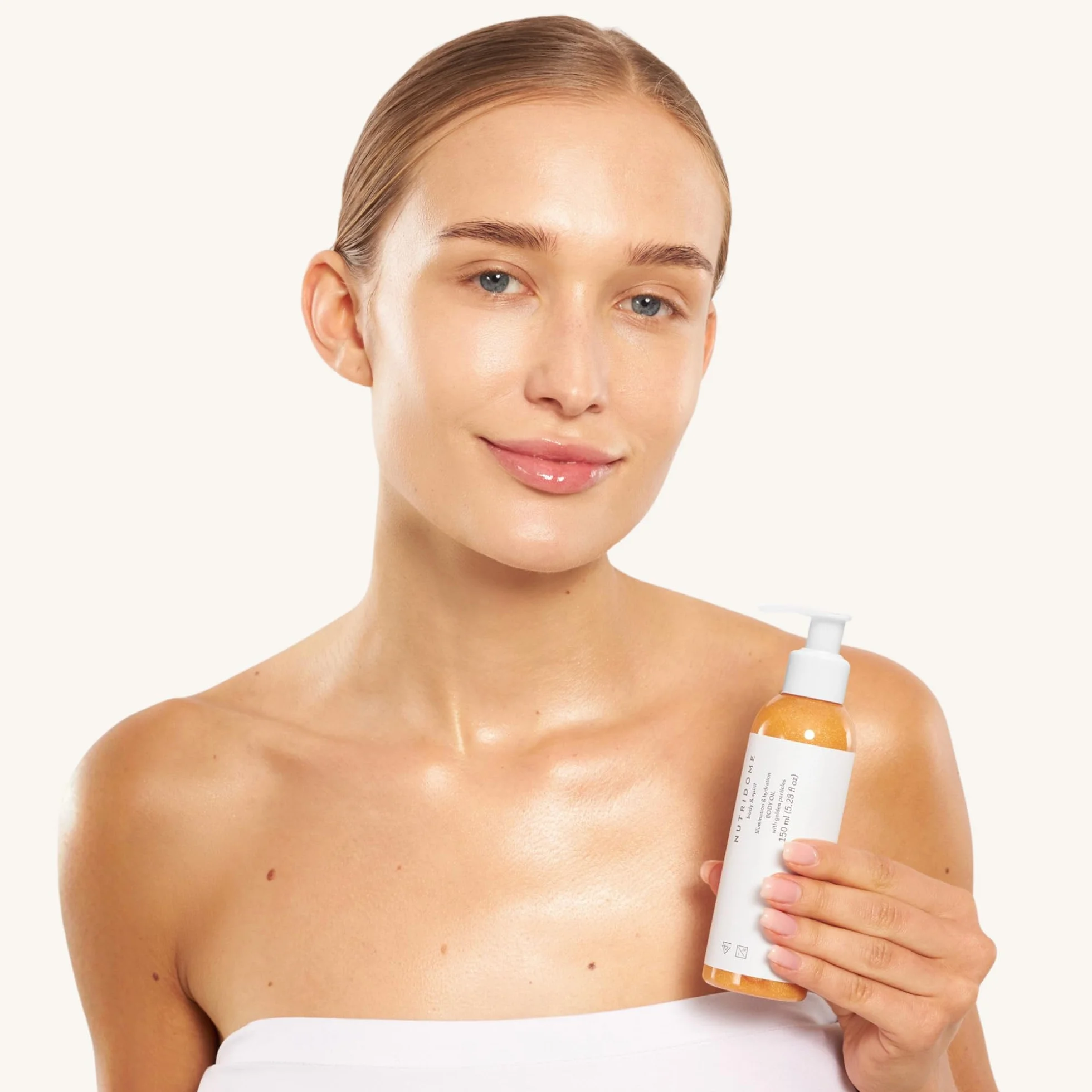 Nutridome | Olejek do ciała | Rozświetlający | Efekt glow | Podkreśla opaleniznę | Maskuje niedoskonałości | Olej makadamia, ze słodkich migdałów, arganowy, Jojoba, Masło shea | Piękny zapach | 150 ml