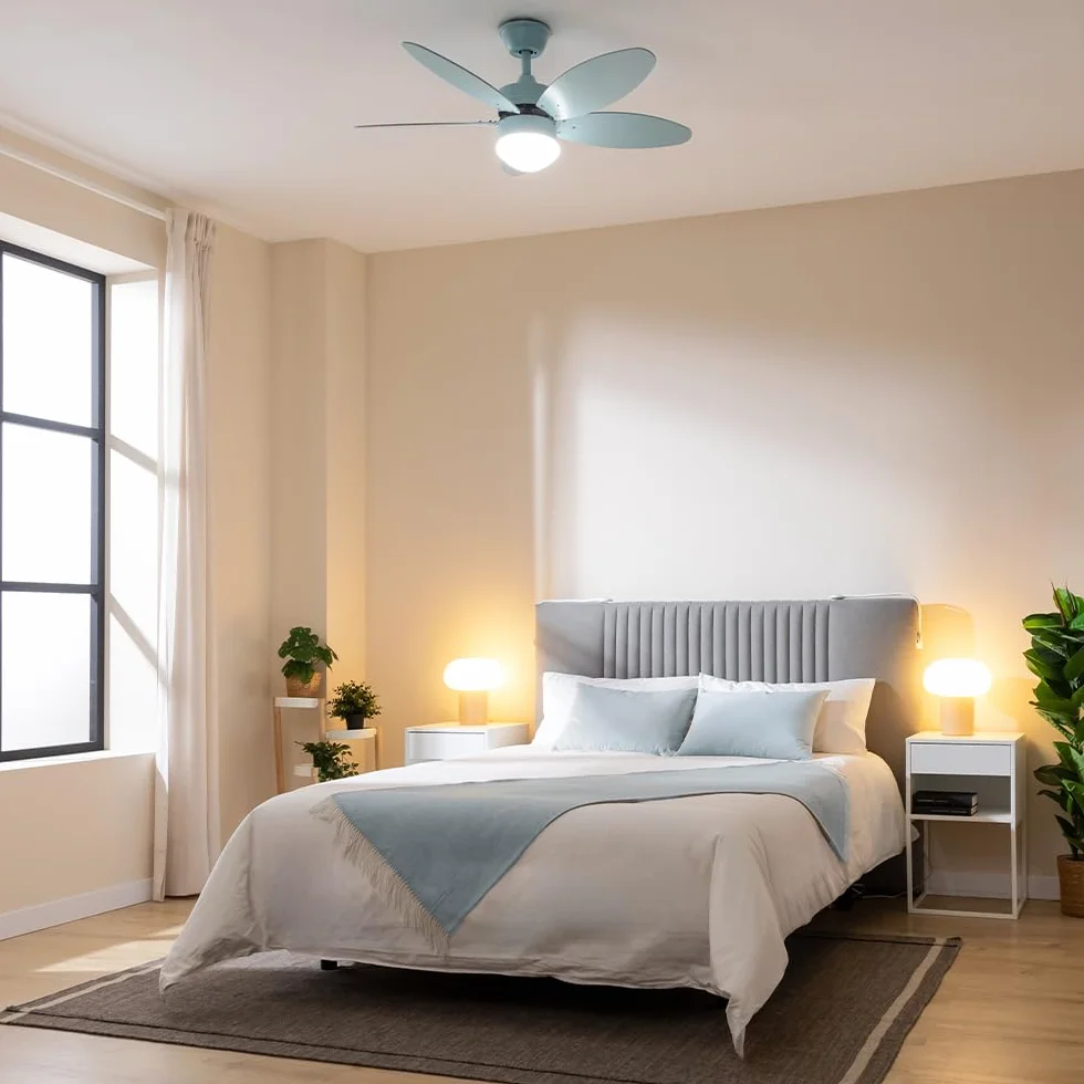 Cecotec - Wentylator sufitowy EnergySilence Aero 4260 Full Sky - 40 W z oświetleniem i źródłem prądu elektrycznego, 42" ze światłem LED, pilotem, timerem, 6 prędkościami i 5 regulowanymi łopatkami